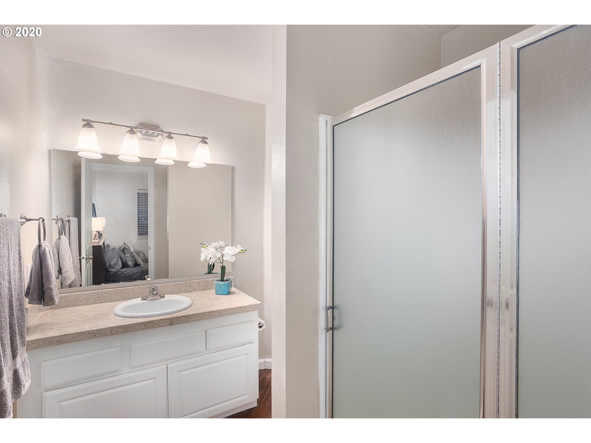 Photo #4: 20497587 Listing 