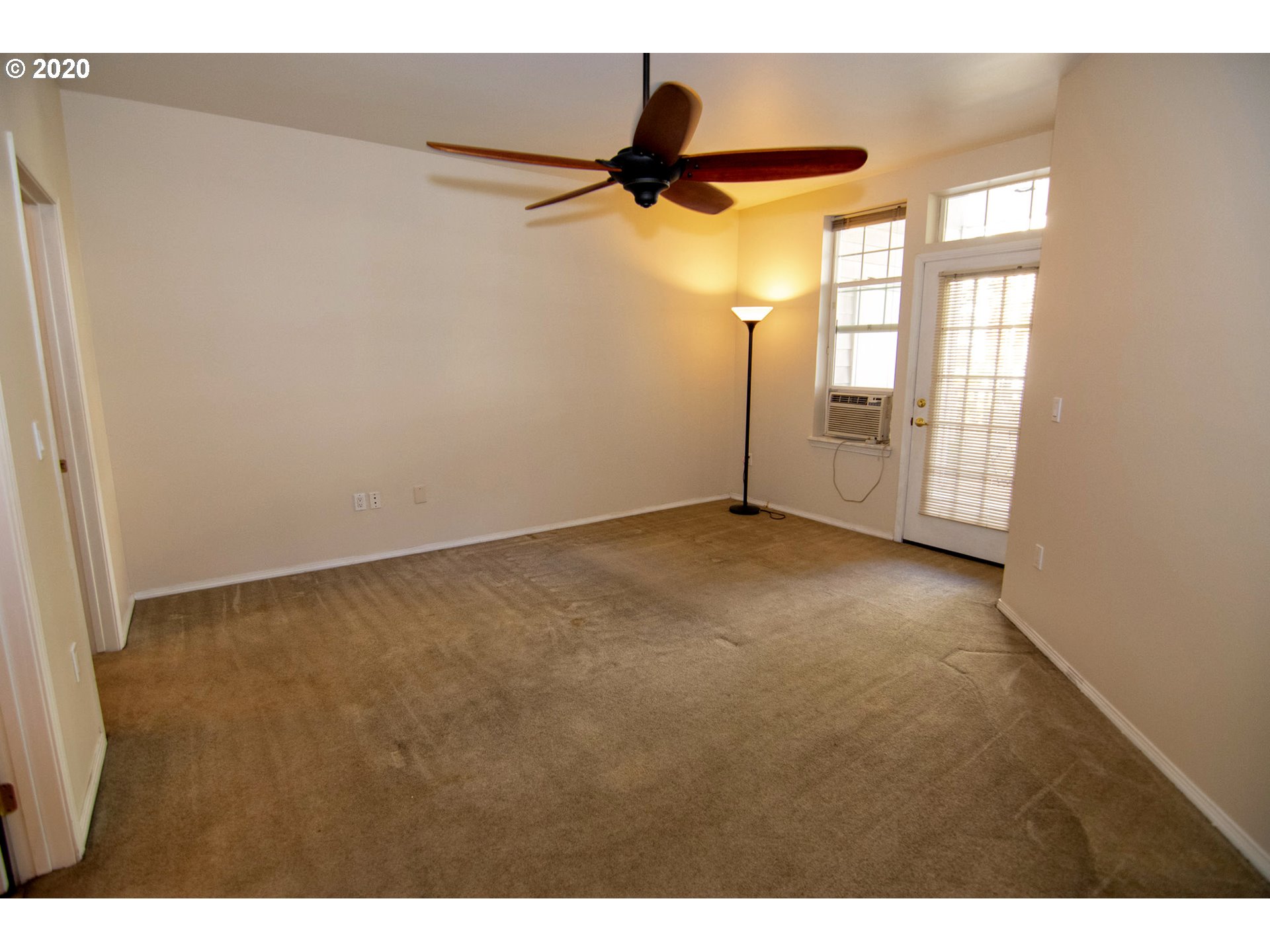 Photo #3: 20498378 Listing 