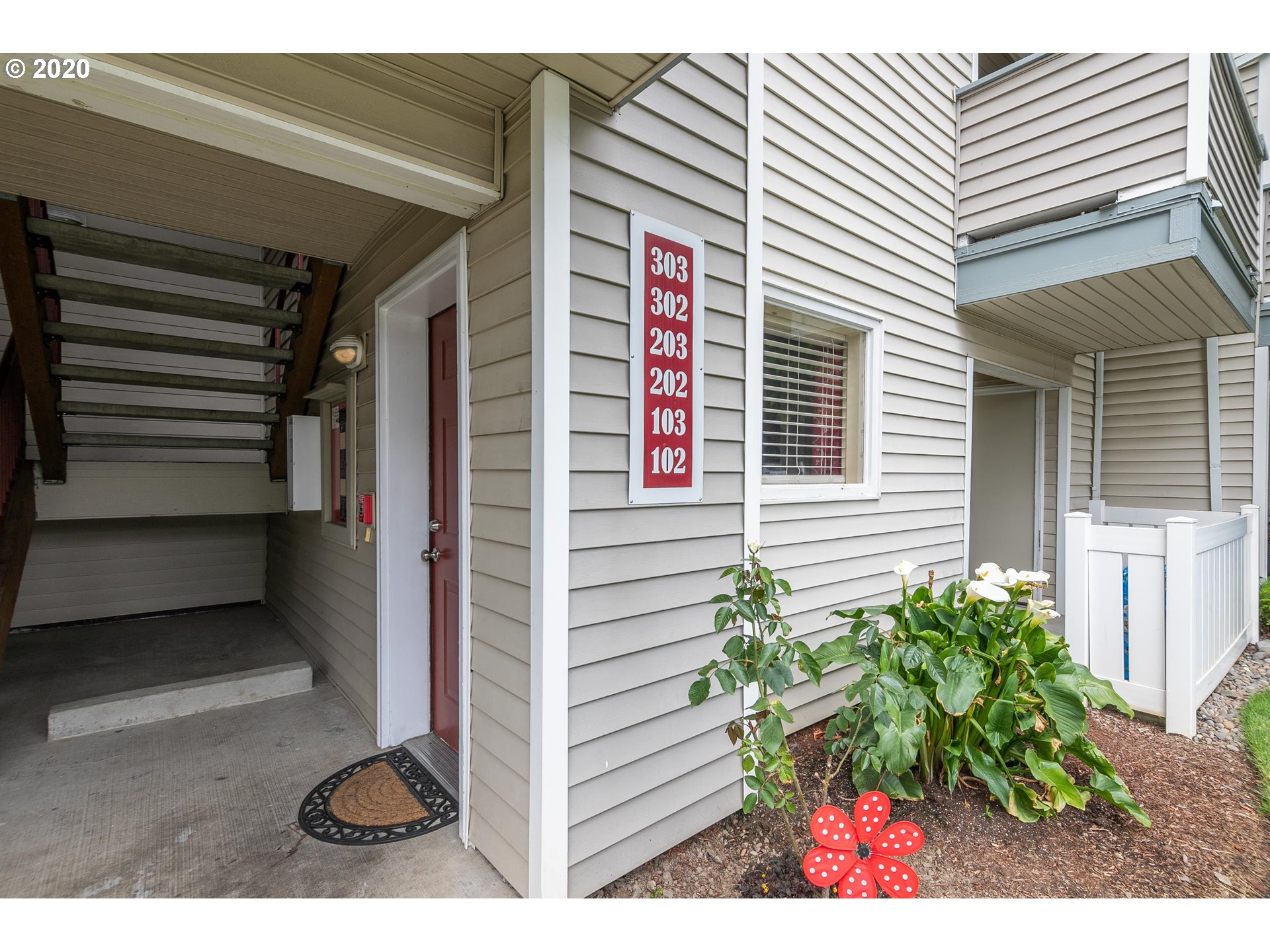 Photo #2: 20504151 Listing 