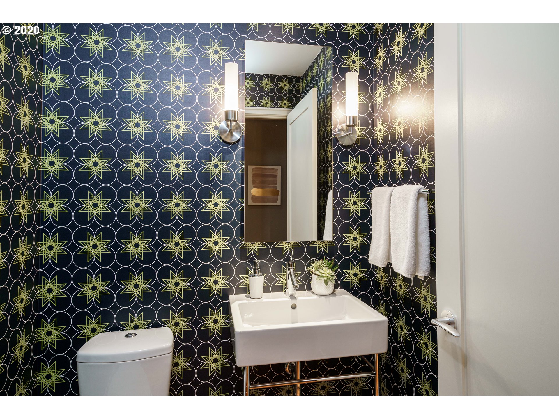 Photo #6: 20508098 Listing 