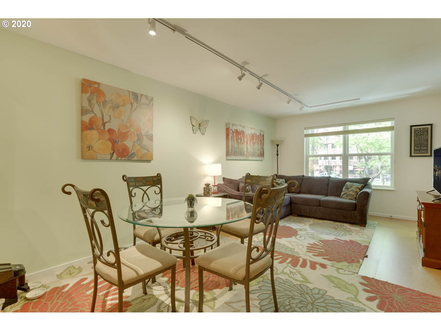 Photo #5: 20512664 Listing 