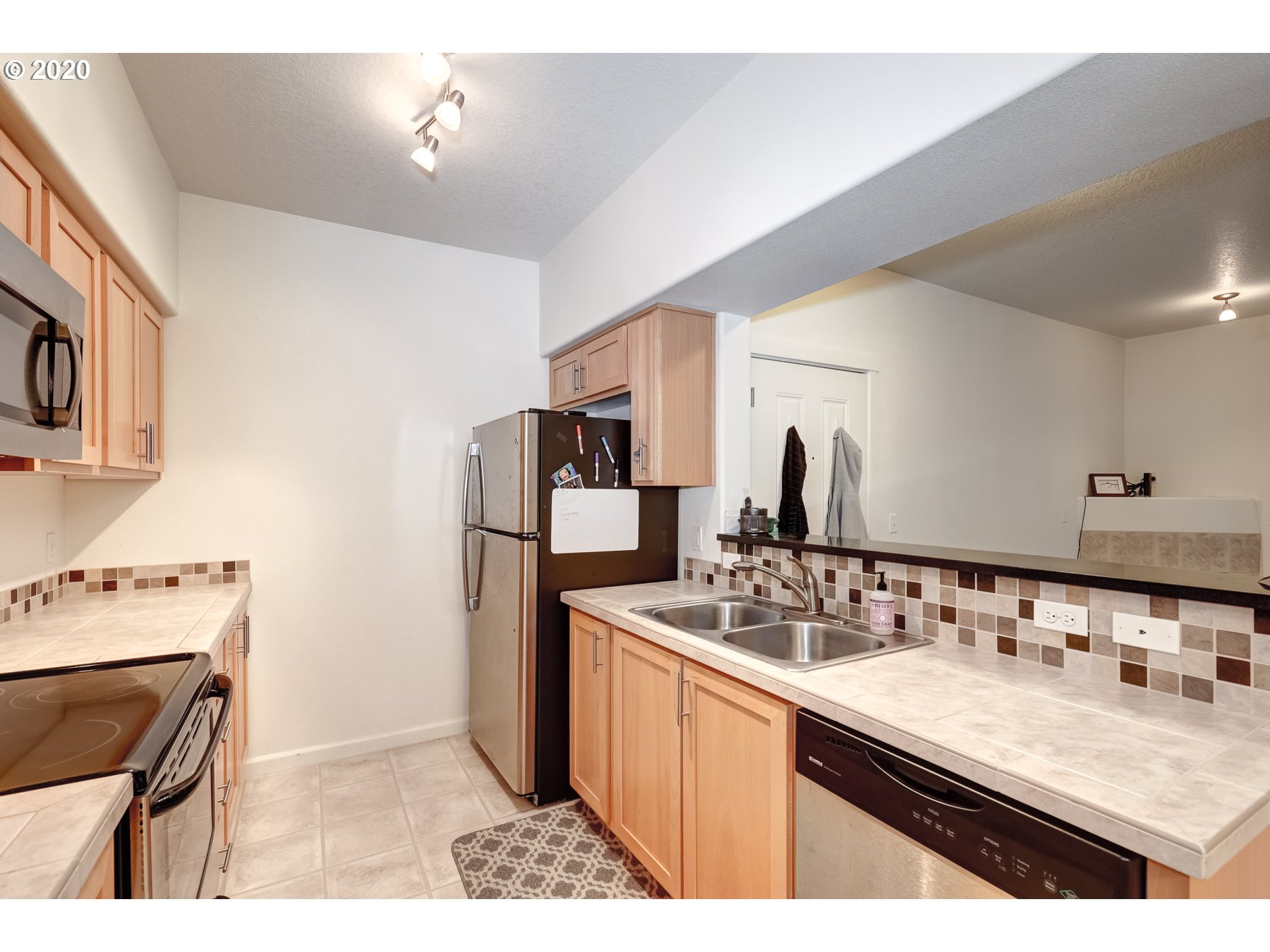 Photo #3: 20514267 Listing 