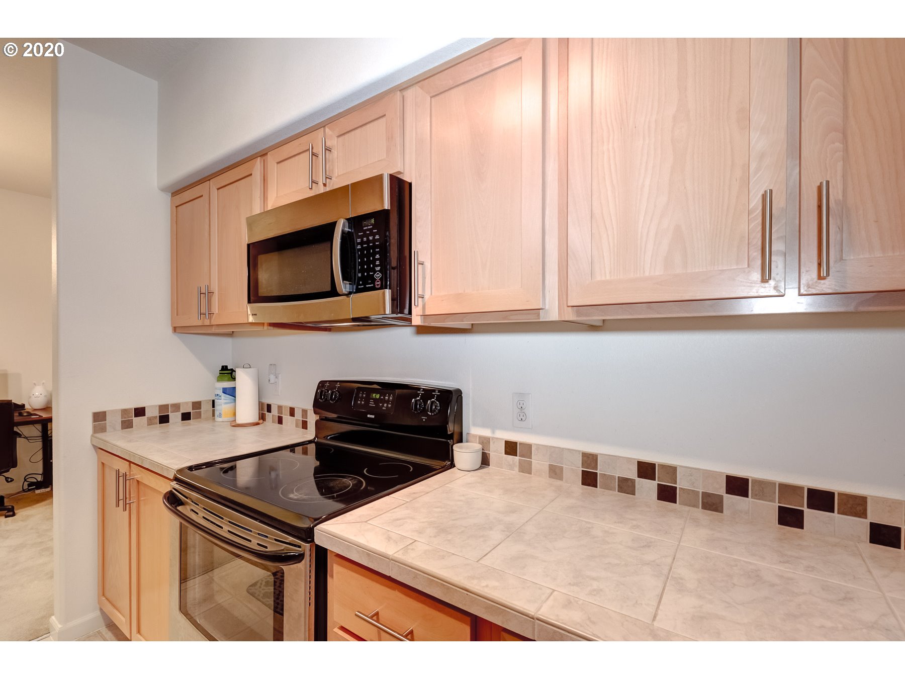Photo #5: 20514267 Listing 