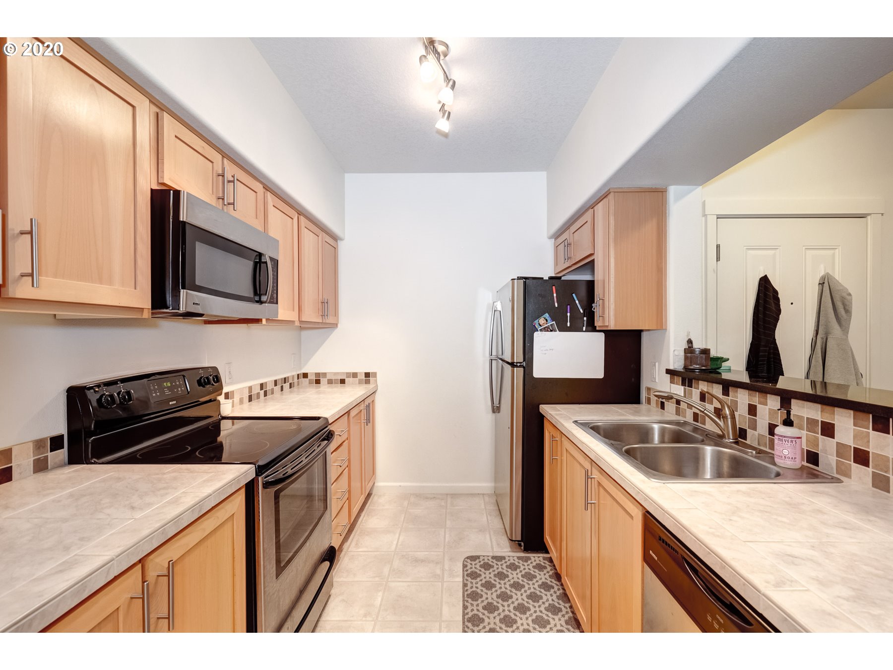 Photo #2: 20514267 Listing 