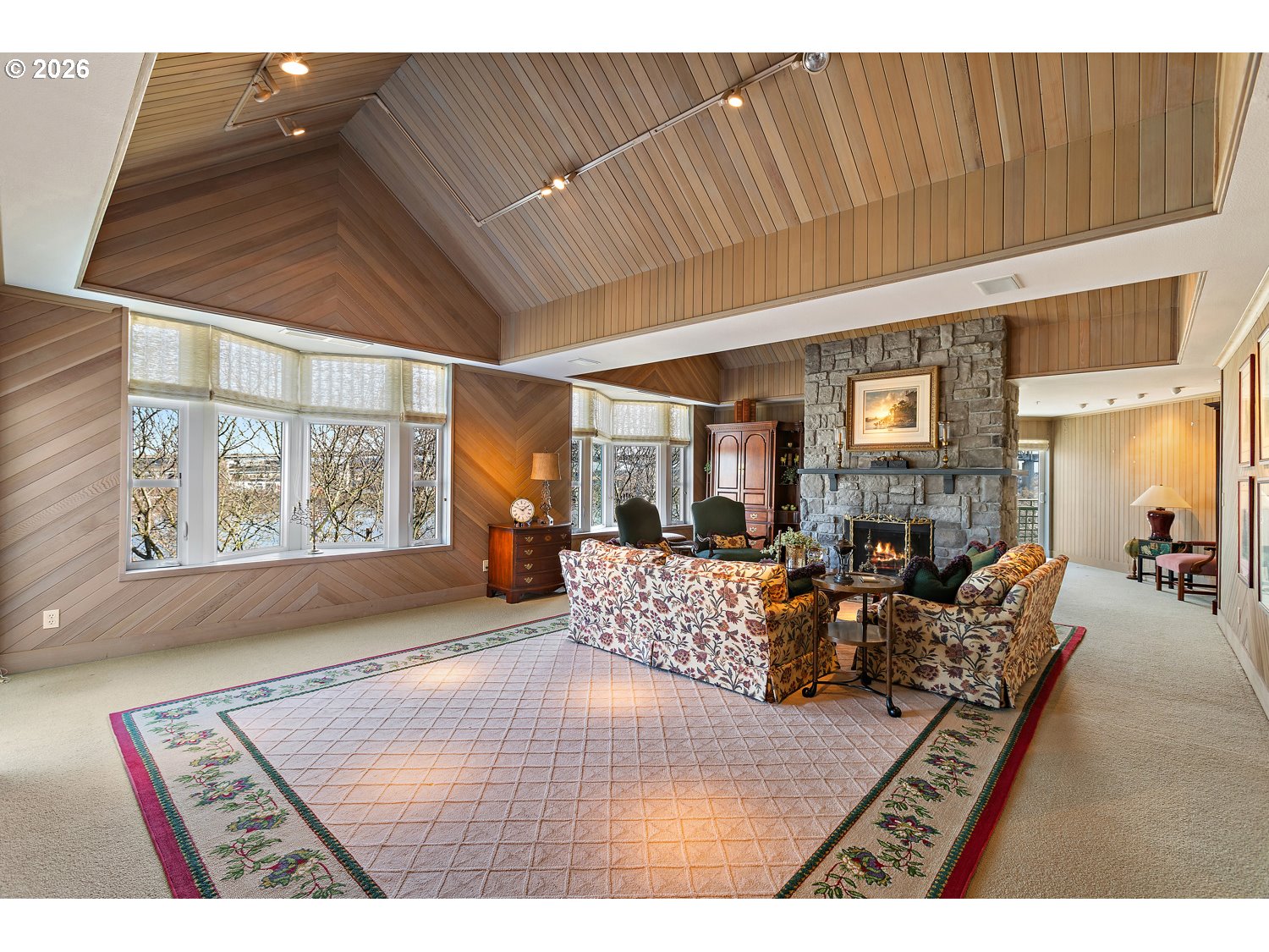 Photo #5: 205173824 Listing: Photo #5