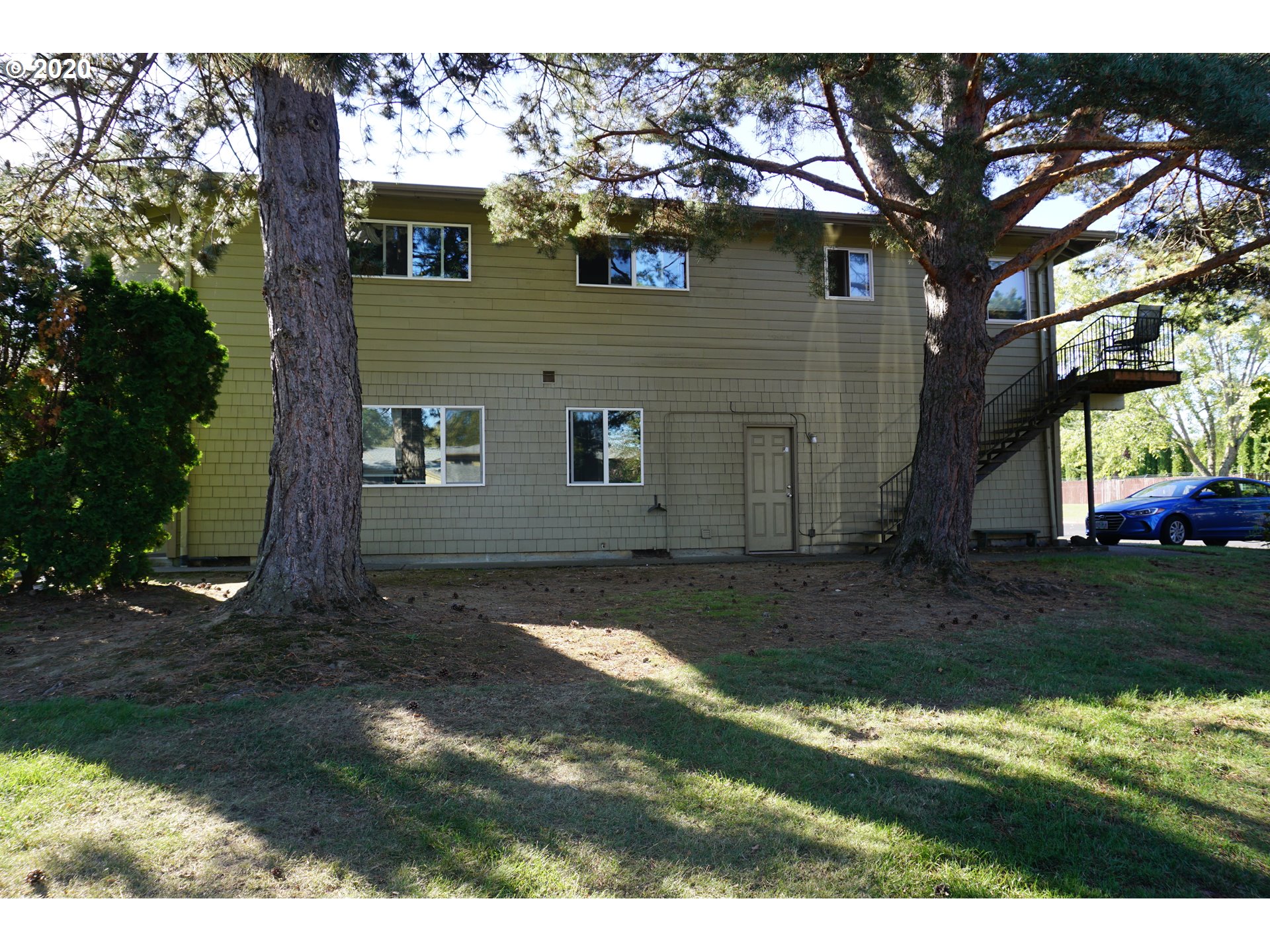 Photo #6: 20518972 Listing 