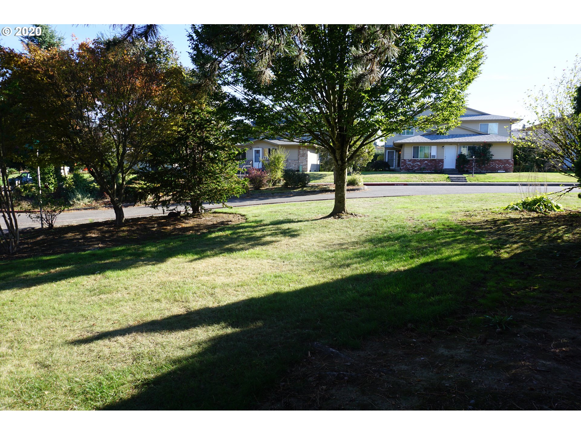 Photo #5: 20518972 Listing 