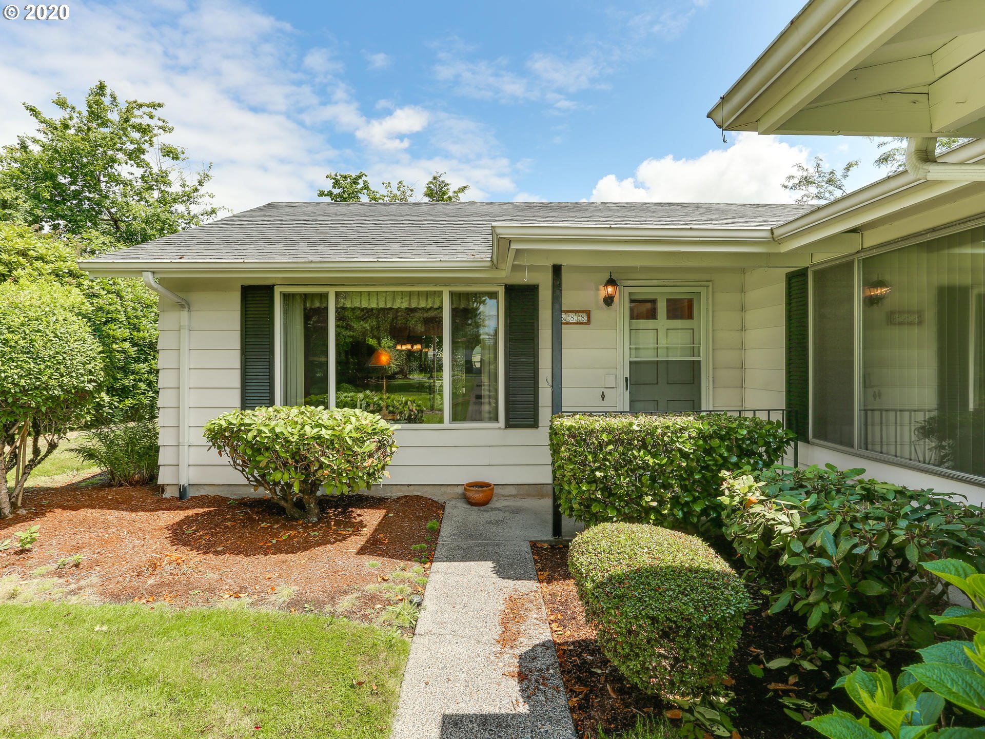 MLS: 20519966 Condo For Sale