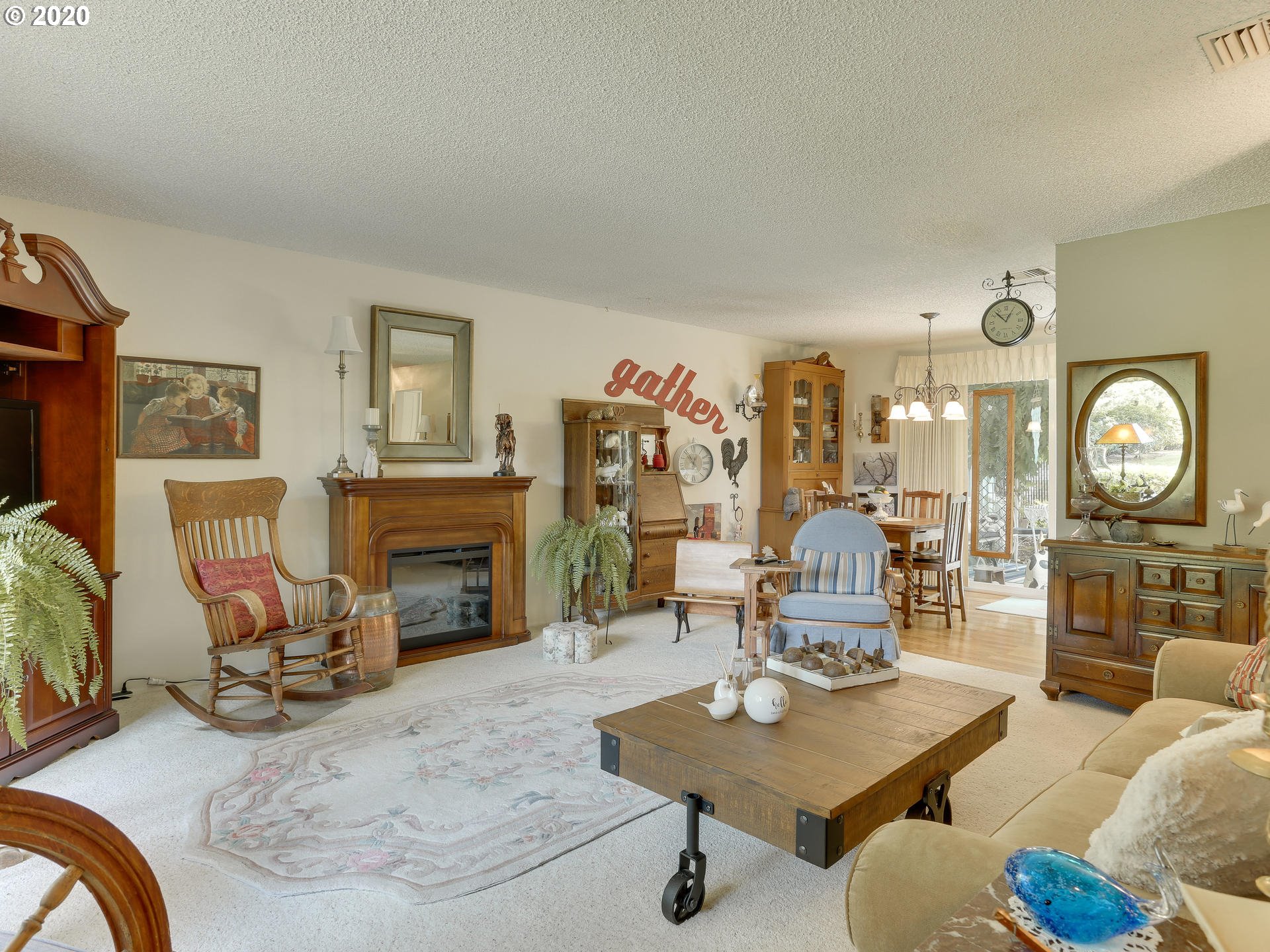Photo #5: 20519966 Listing 