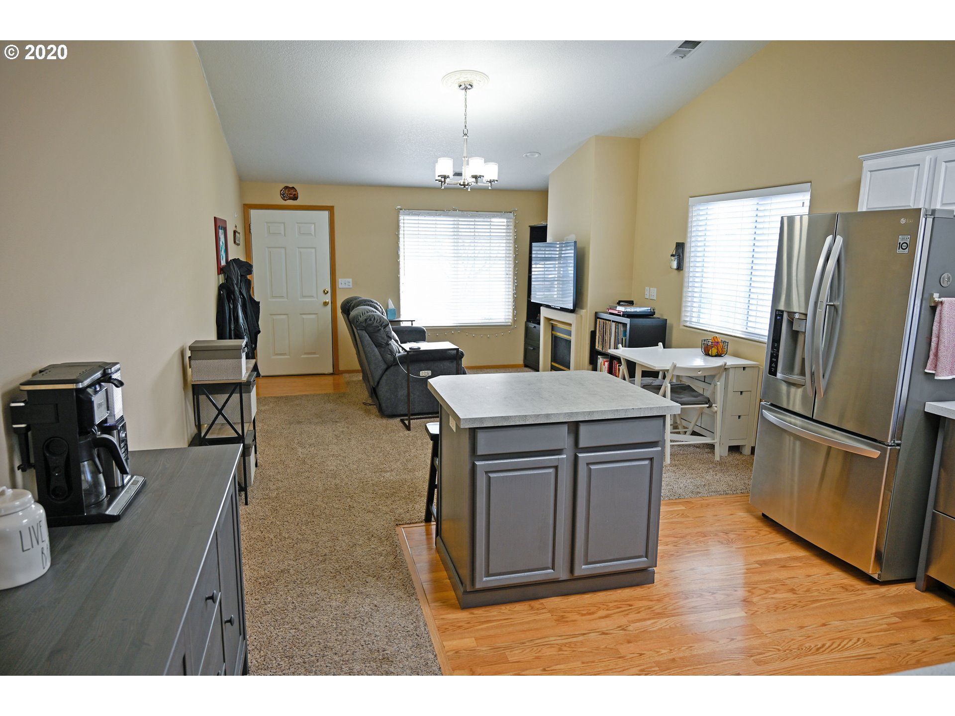 Photo #4: 20520017 Listing 