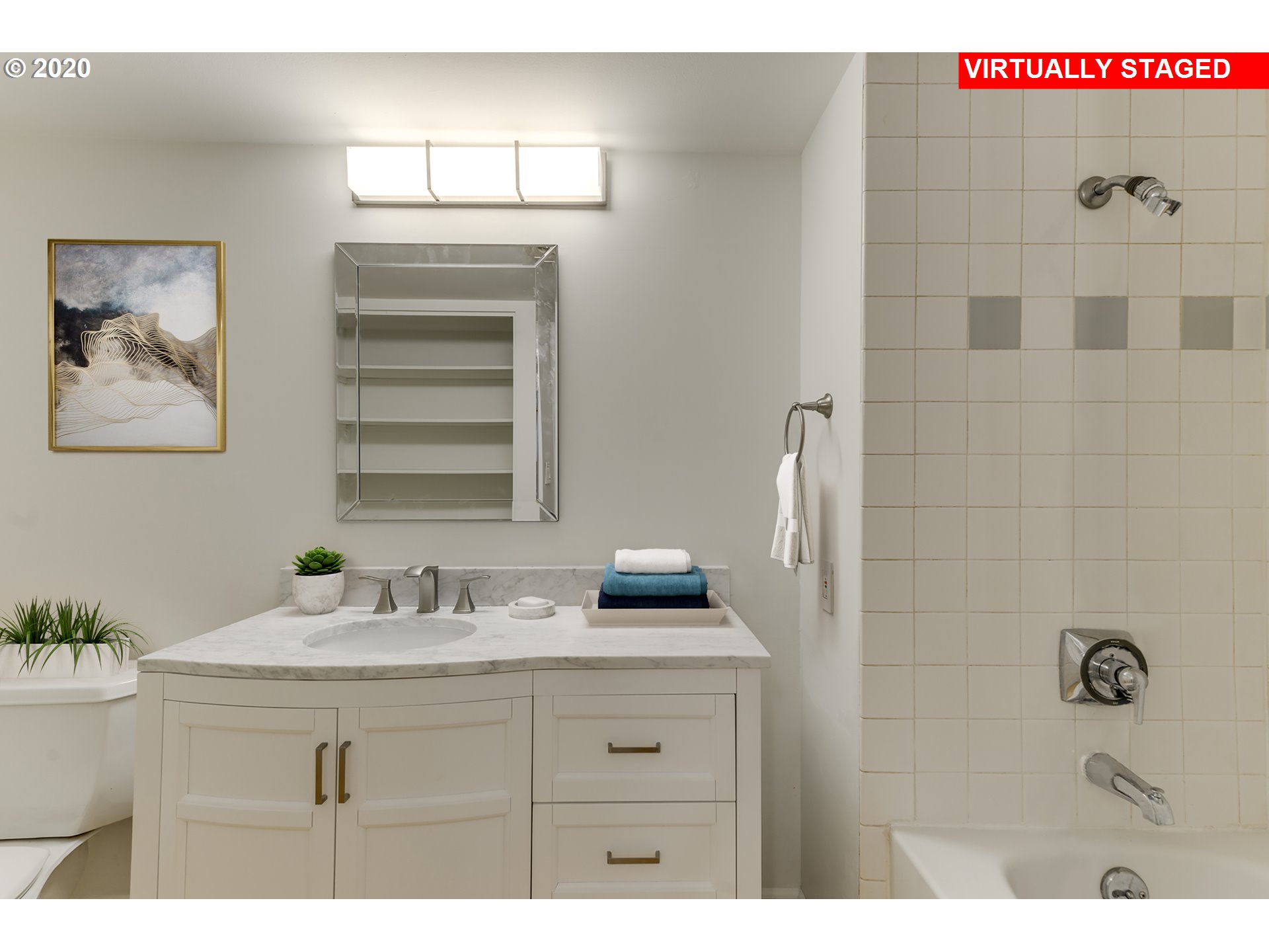 Photo #5: 20520879 Listing 