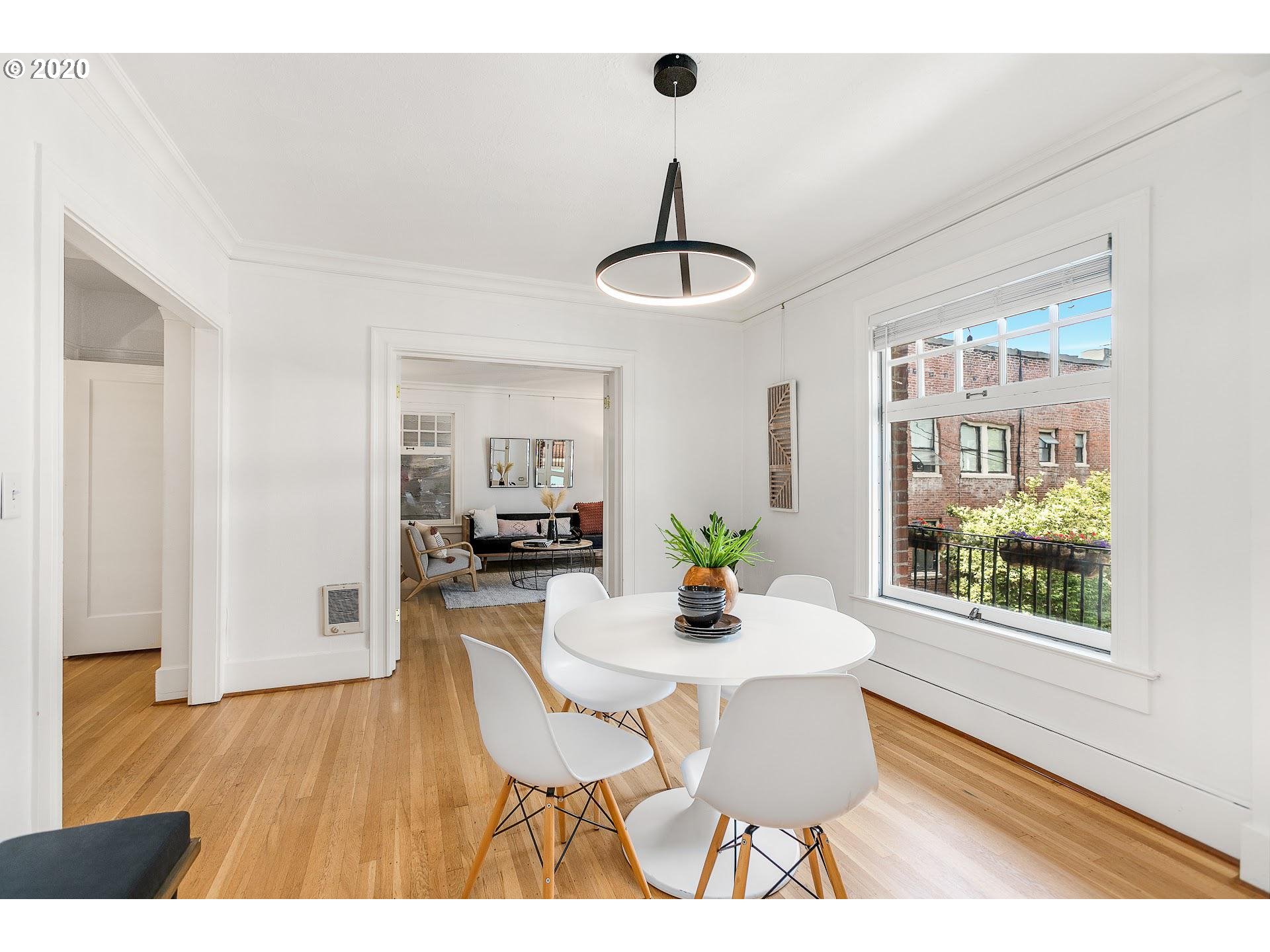 Photo #4: 20521555 Listing 