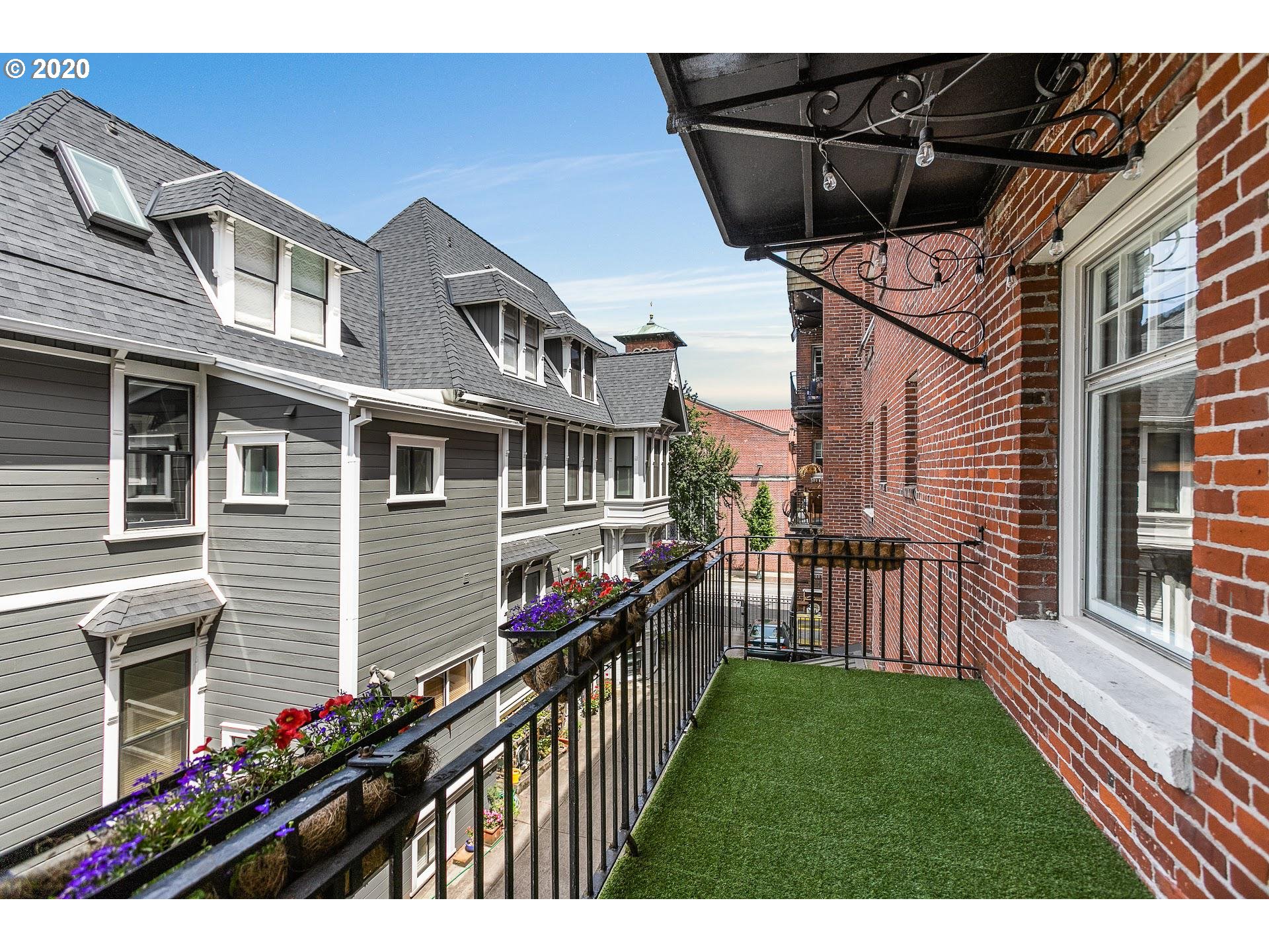 Photo #3: 20521555 Listing 