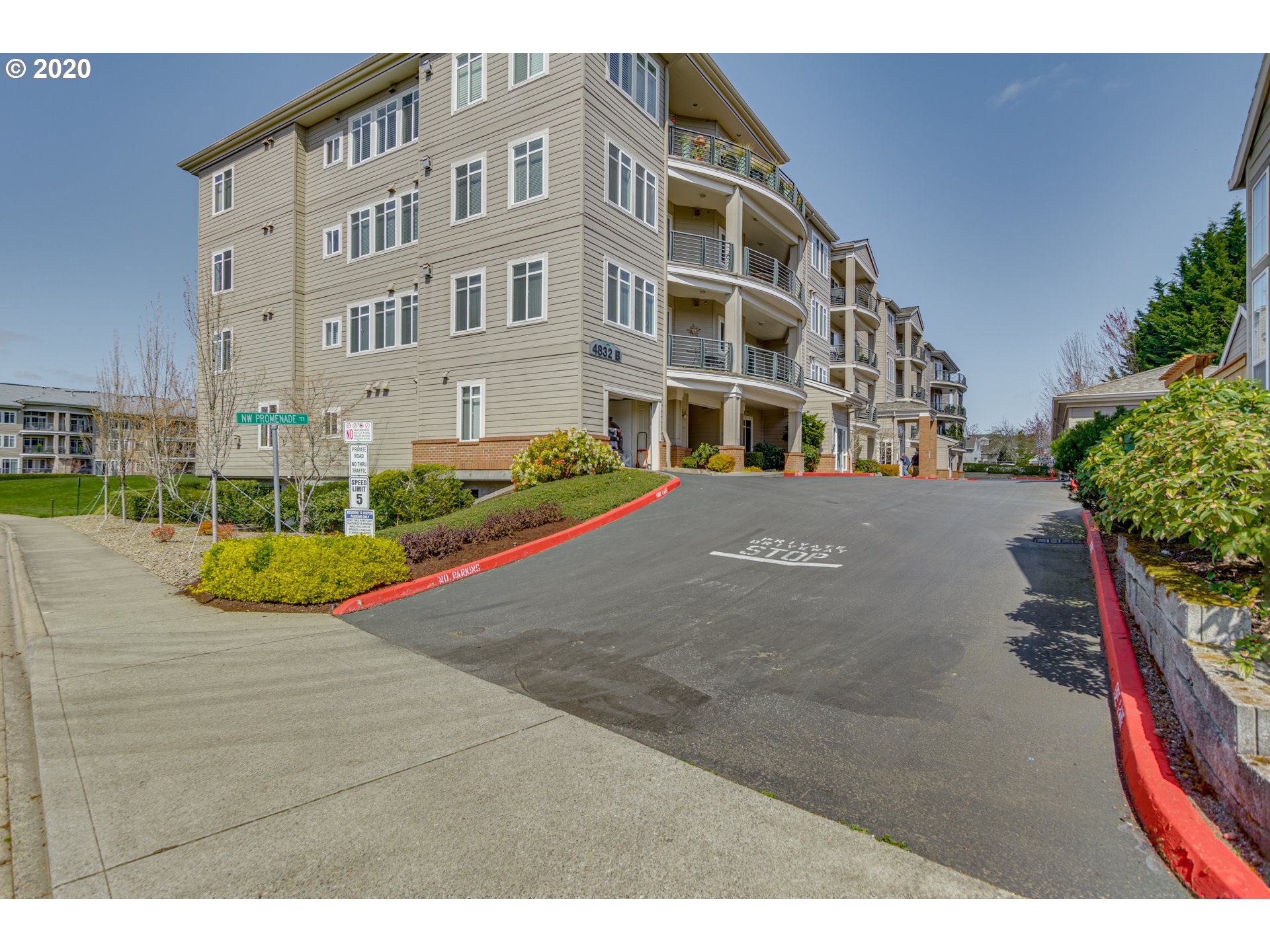 Photo #3: 20521687 Listing 