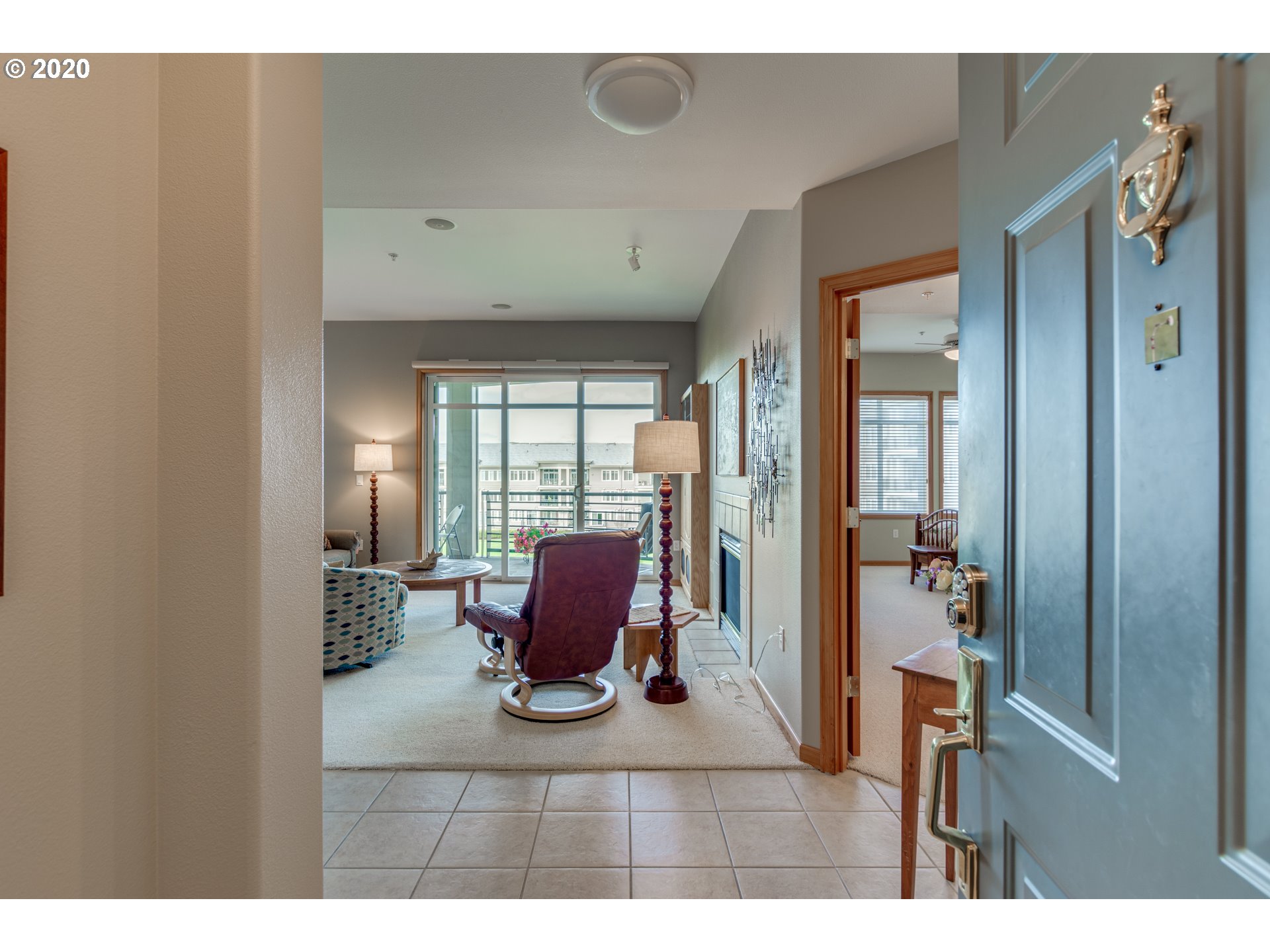 Photo #6: 20521687 Listing 