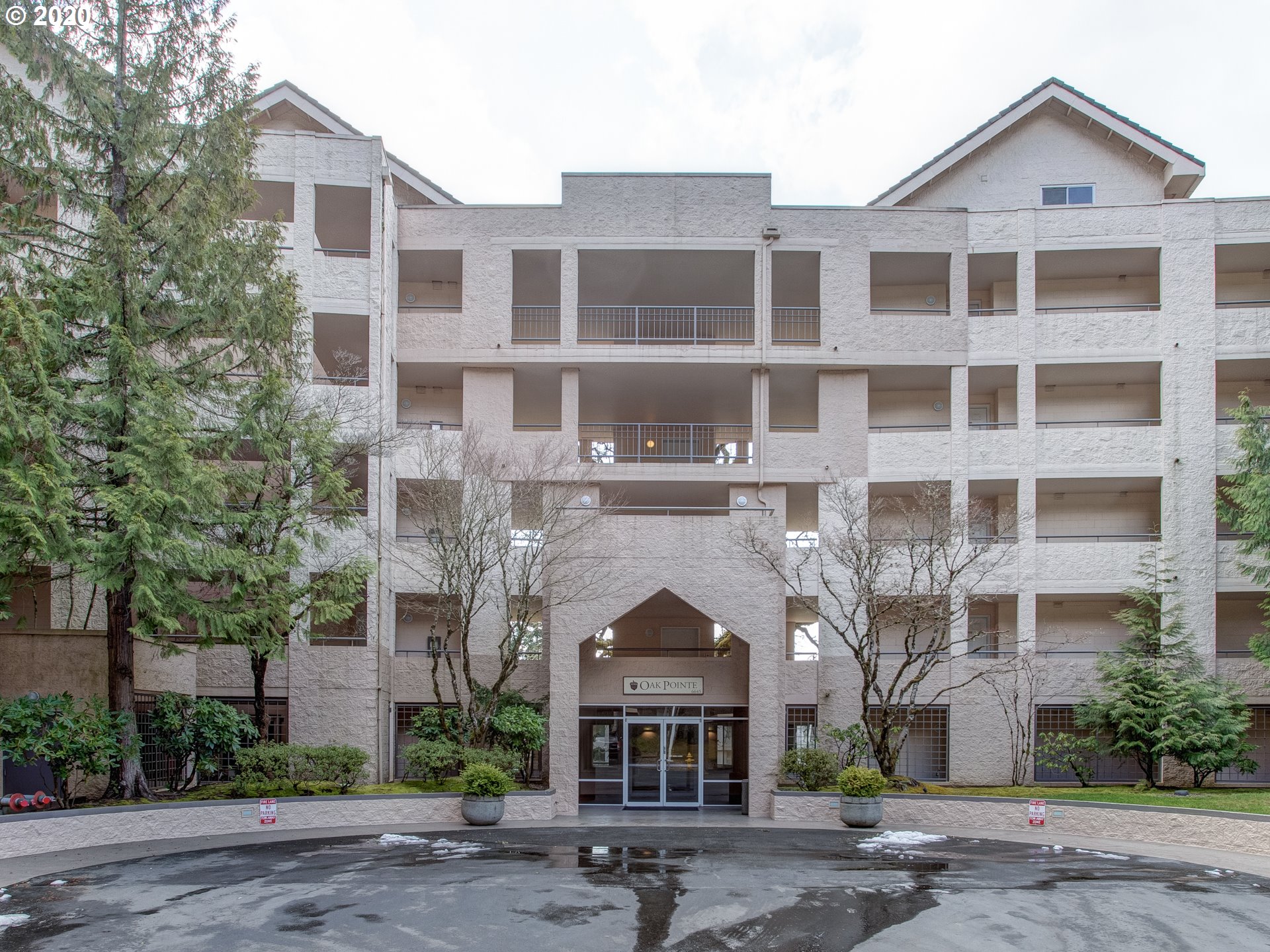 MLS: 20523233 Condo For Sale