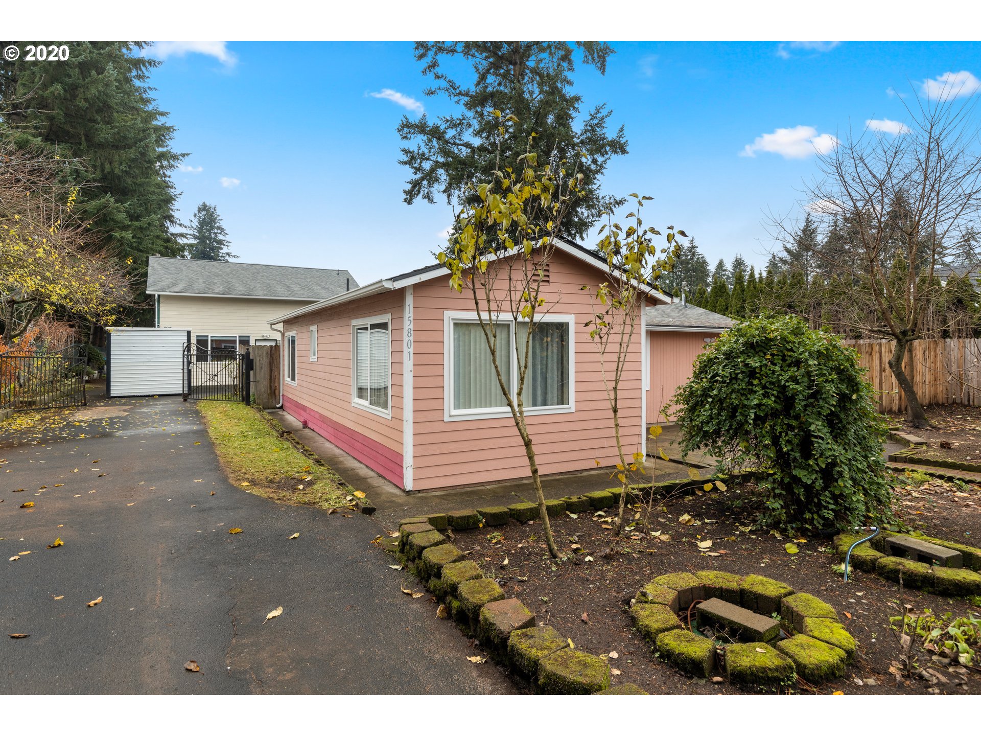 15801 NE 96TH ST (1 of 29)