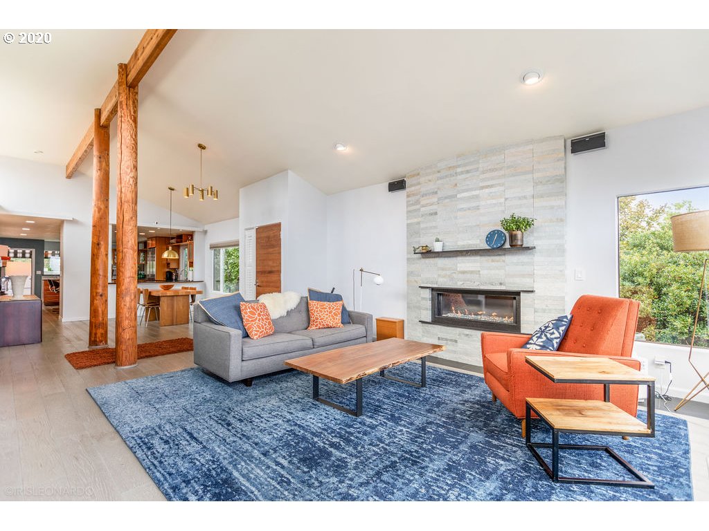 Photo #6: 20526626 Listing 