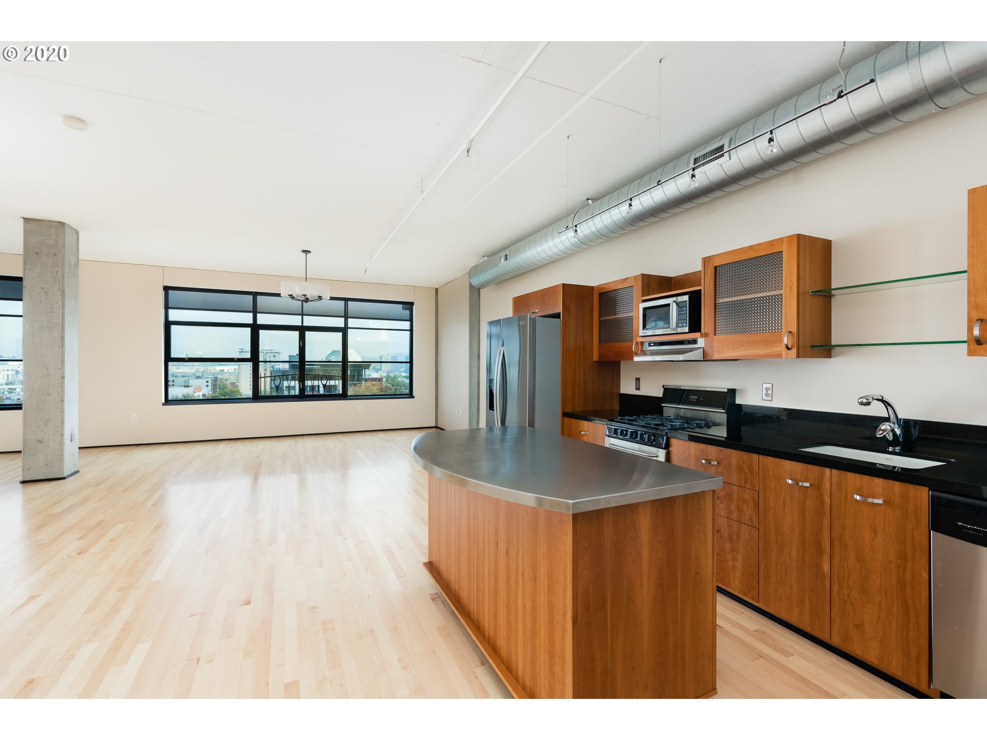 Photo #6: 20526633 Listing 