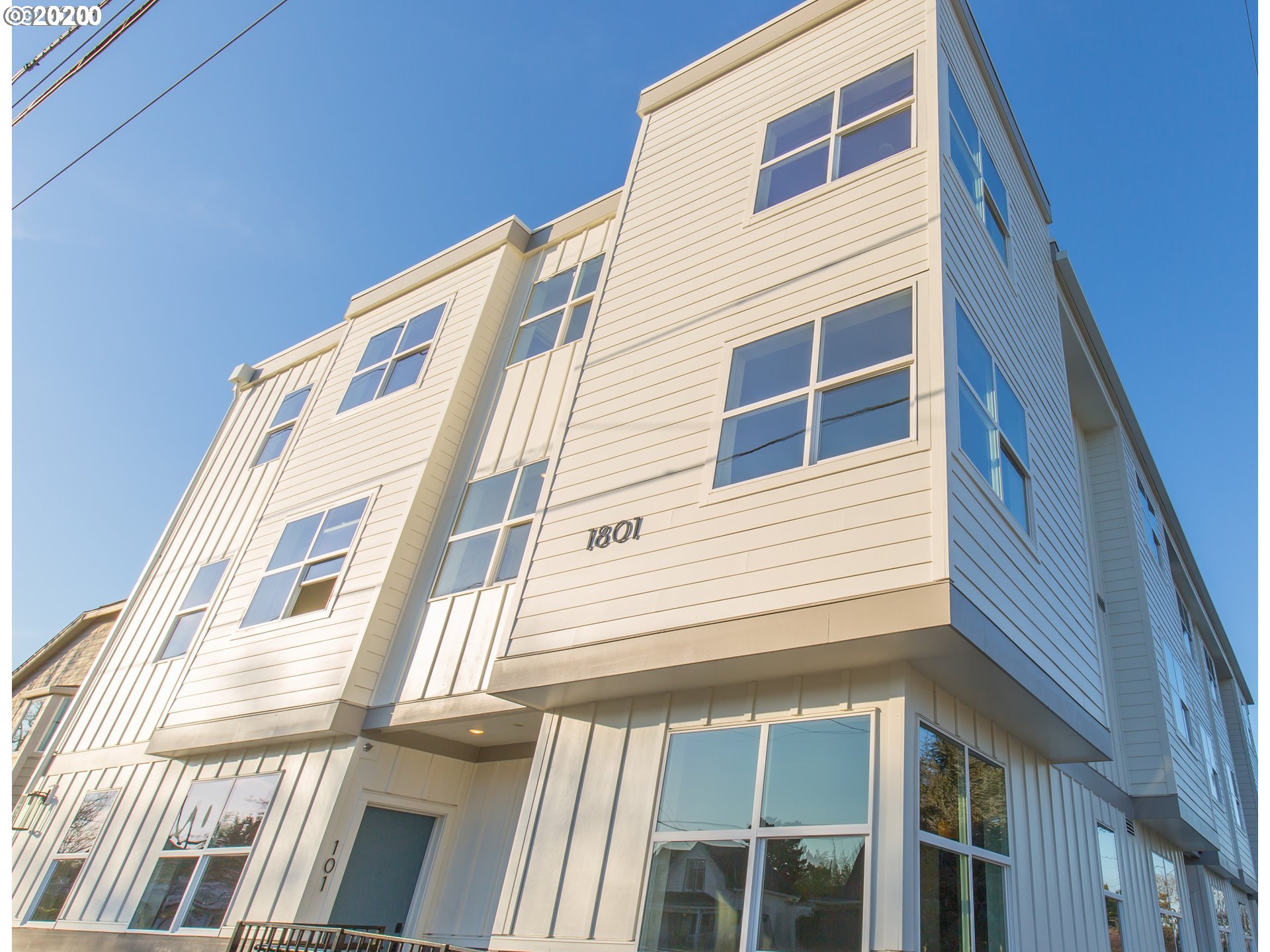 MLS: 20527326 Condo For Sale