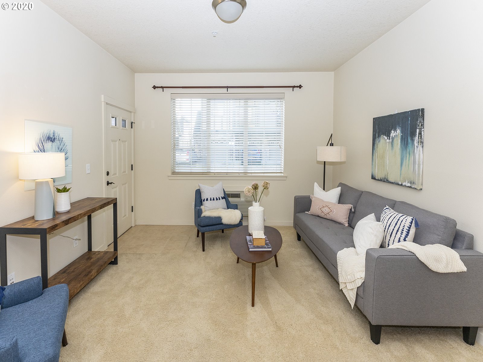 Photo #3: 20527612 Listing 