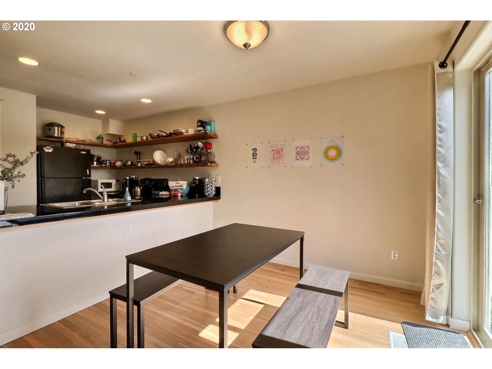 Photo #6: 20529275 Listing 