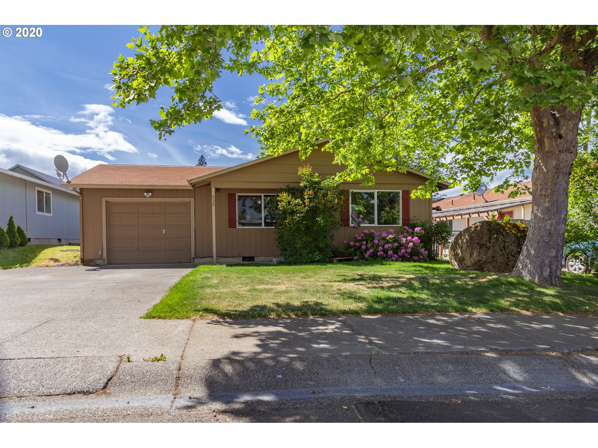 Hood River Real Estate Don Nunamaker, Realtors Homes For Sale 920