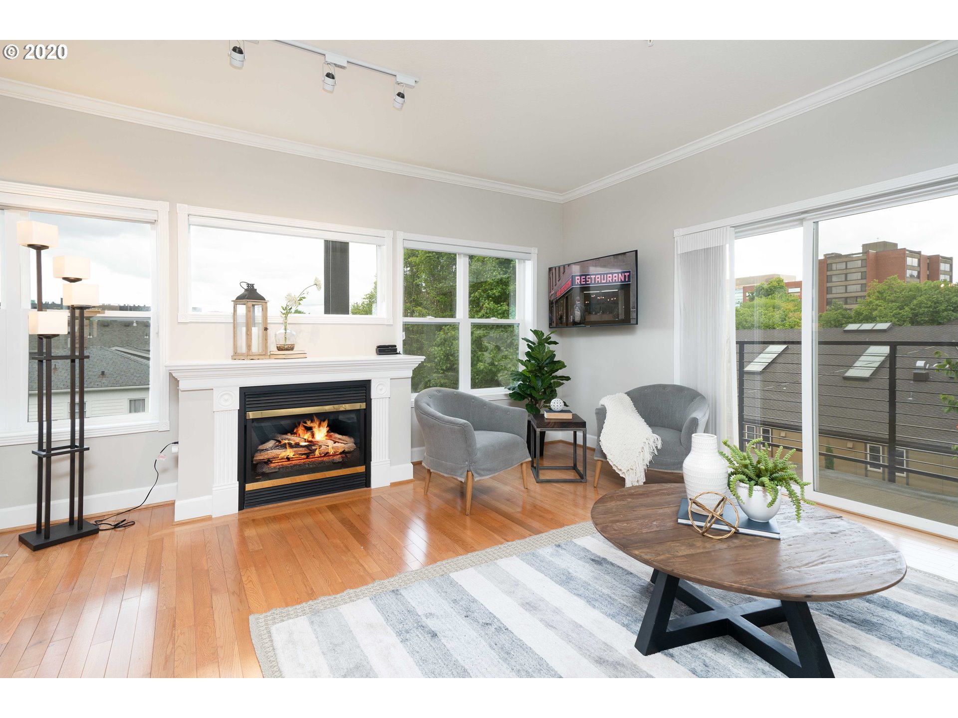 Photo #5: 20533268 Listing 