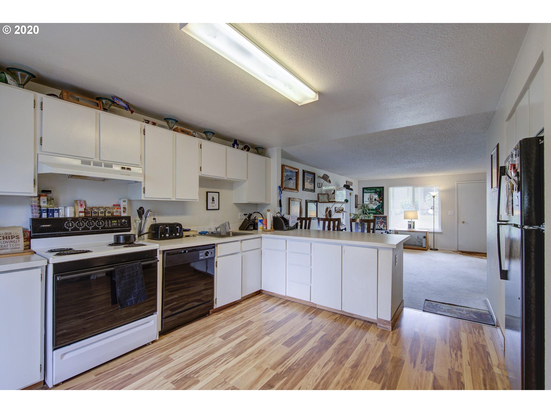 Photo #5: 20538553 Listing 