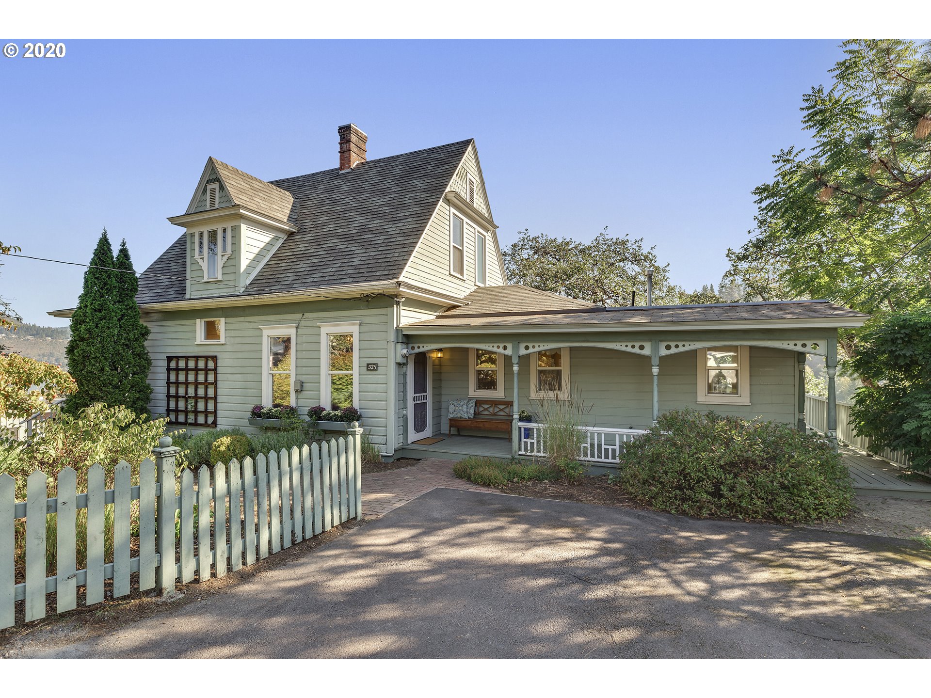 Hood River Real Estate Don Nunamaker, Realtors Homes For Sale 523