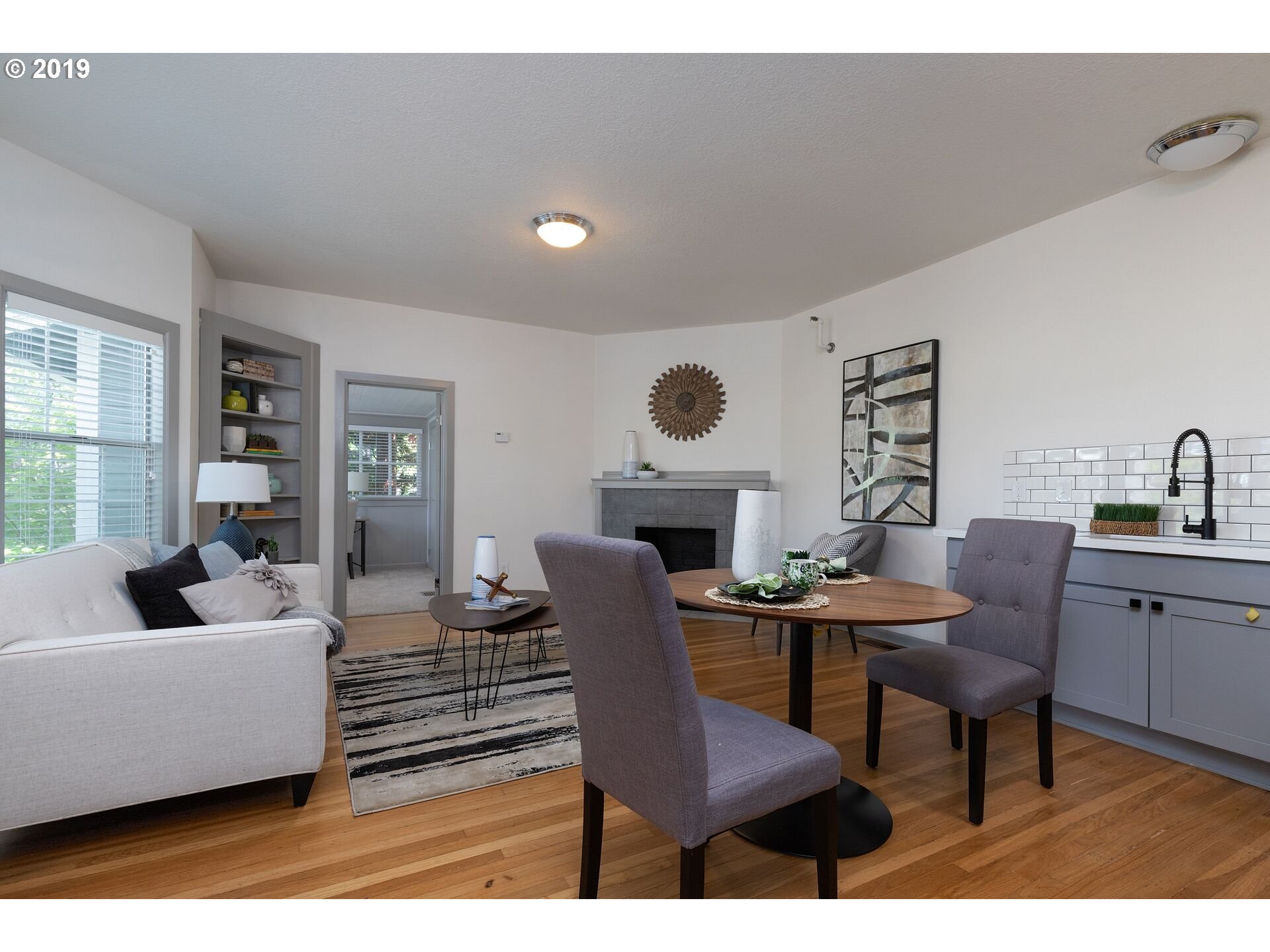 Photo #5: 20543135 Listing 