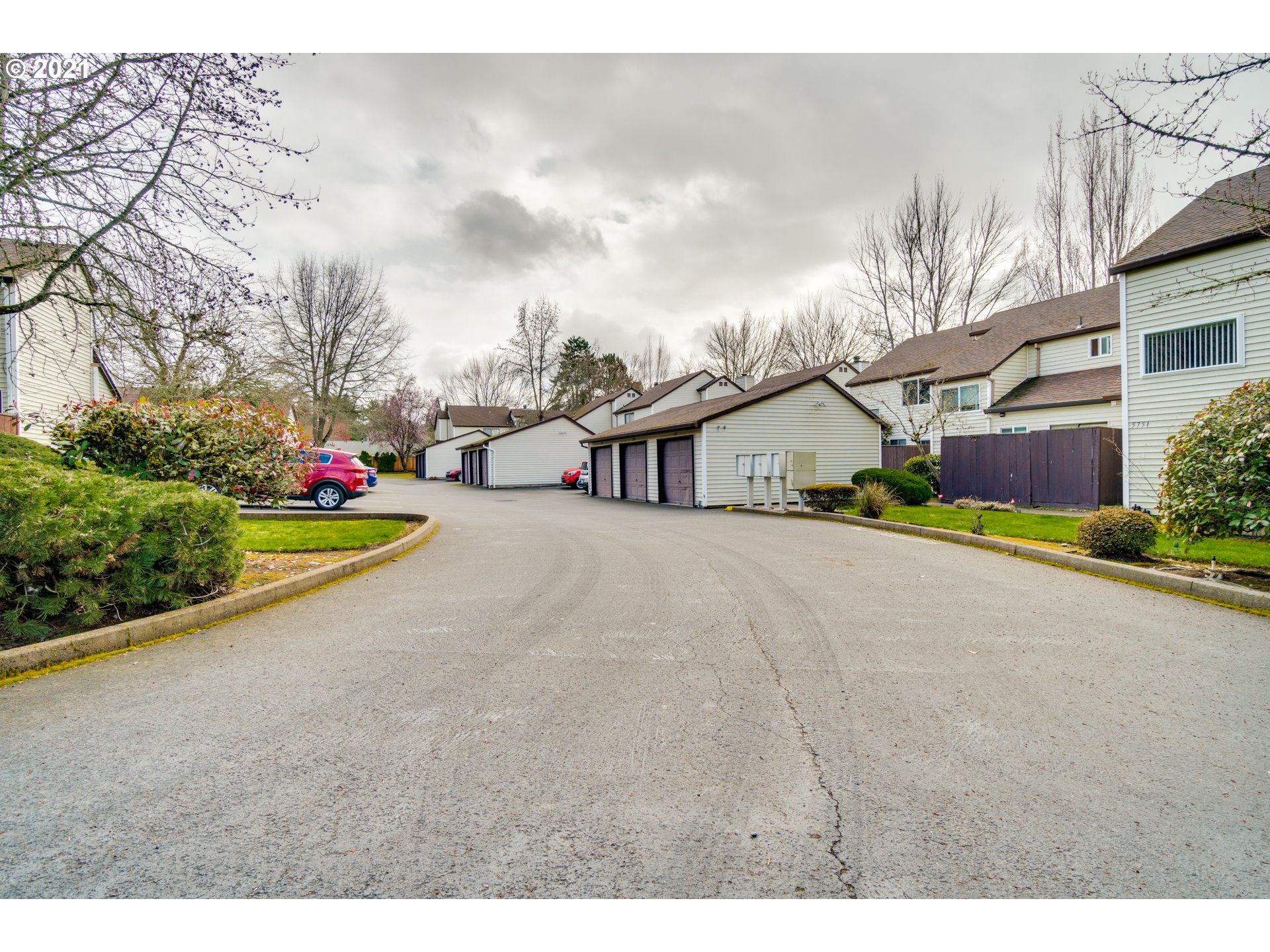 Photo #6: 20544434 Listing 