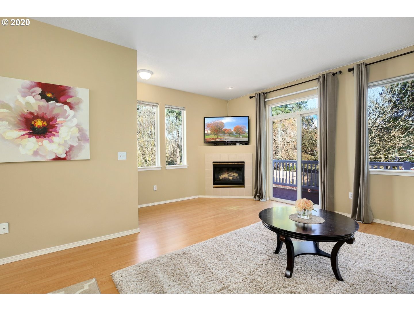 Photo #5: 20545713 Listing 