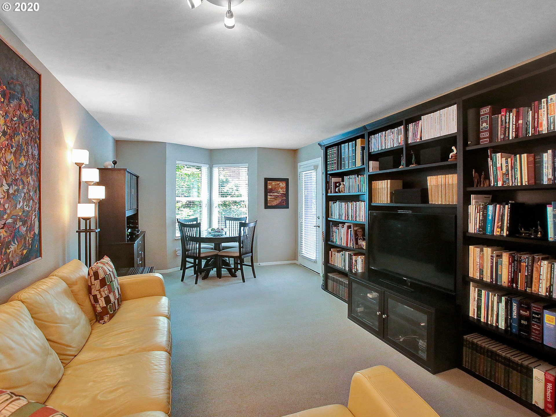 Photo #5: 20548428 Listing 