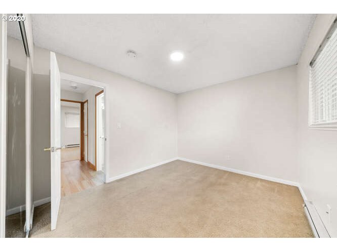 Photo #2: 20552834 Listing 