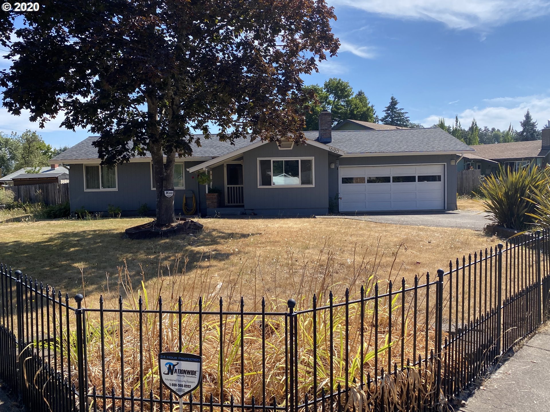 1690 E GROVER AVE, COTTAGE GROVE, OR 97424 Mountain View Real Estate & PM