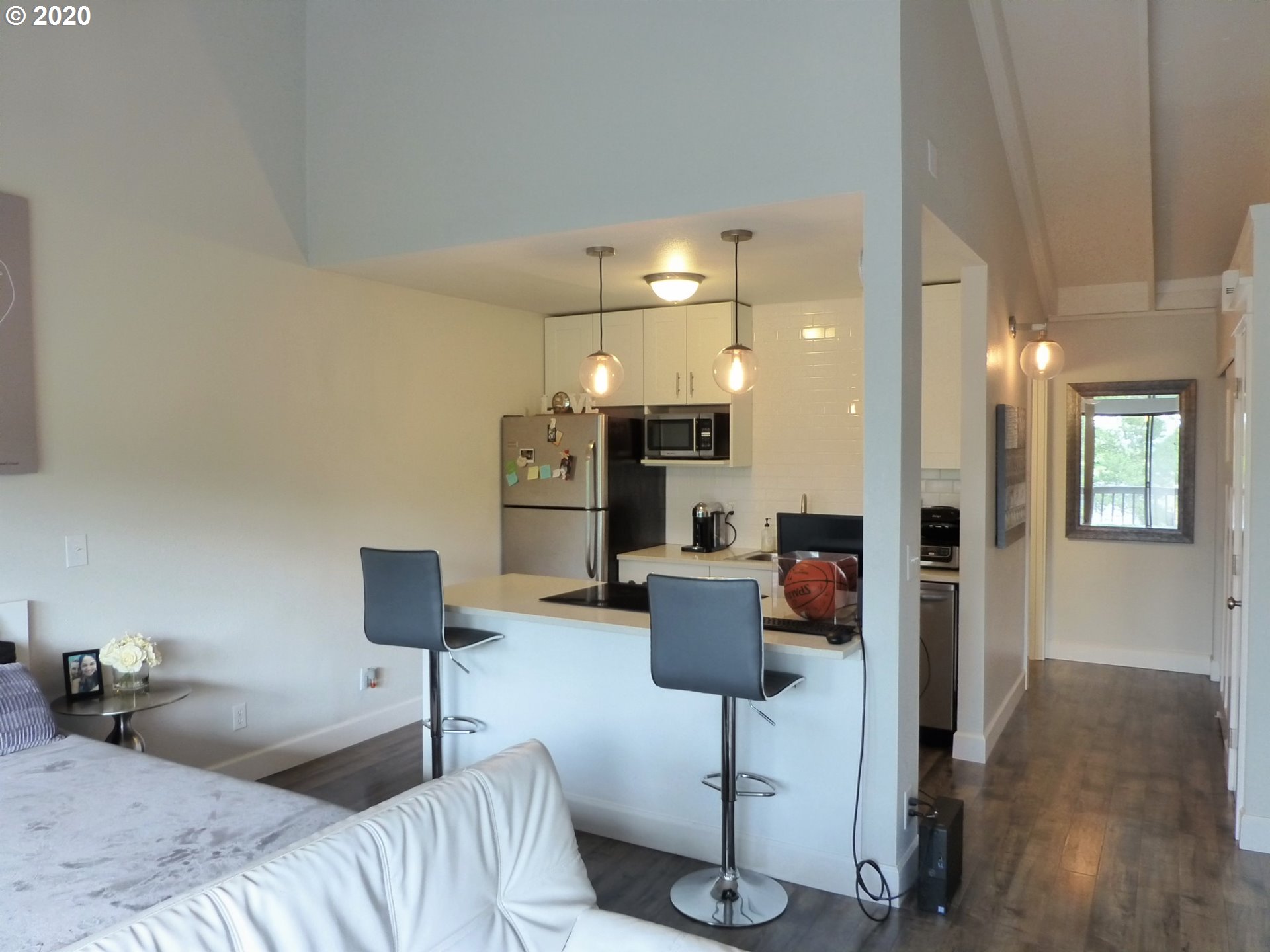 Photo #6: 20559396 Listing 