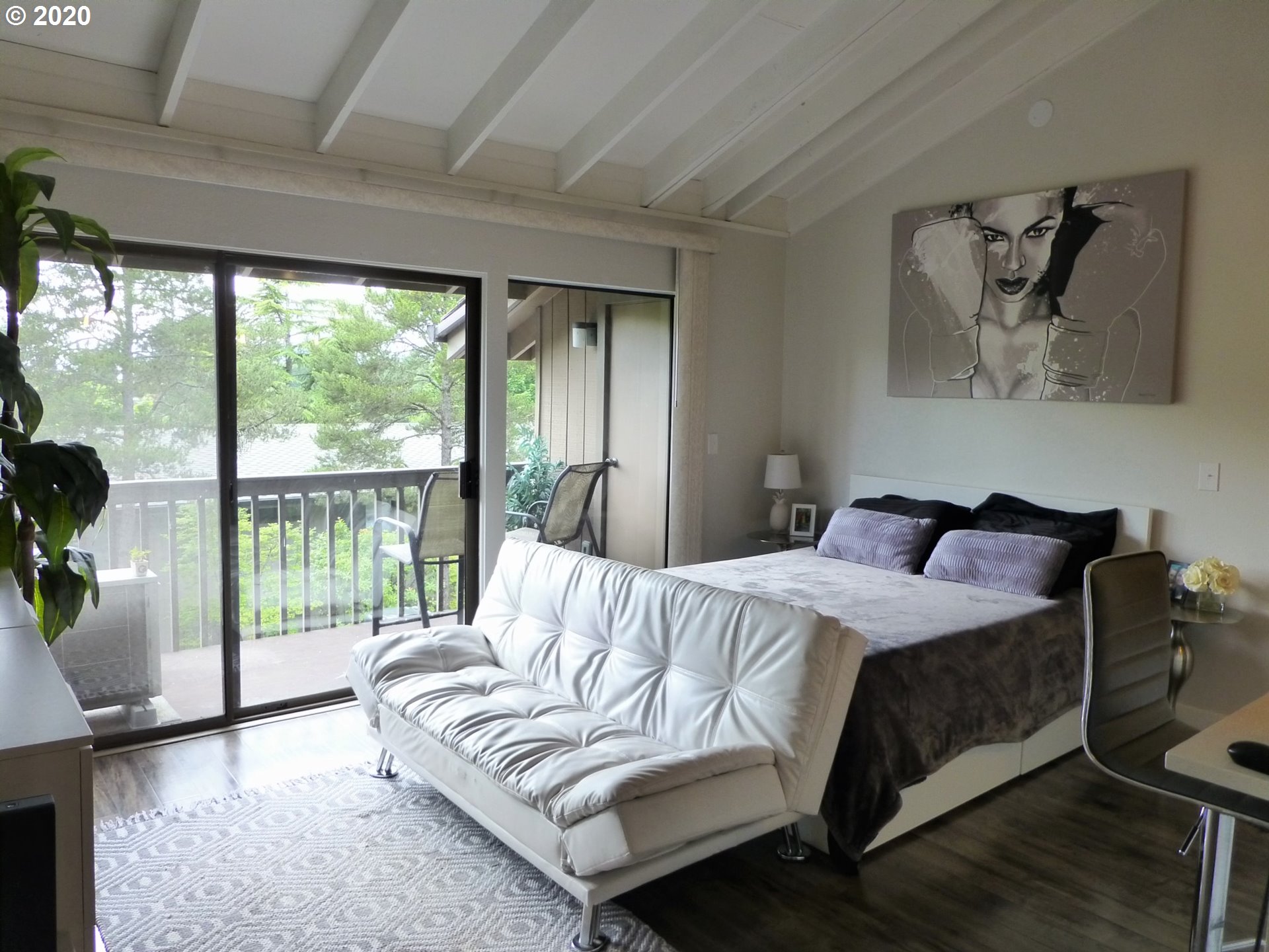 Photo #4: 20559396 Listing 