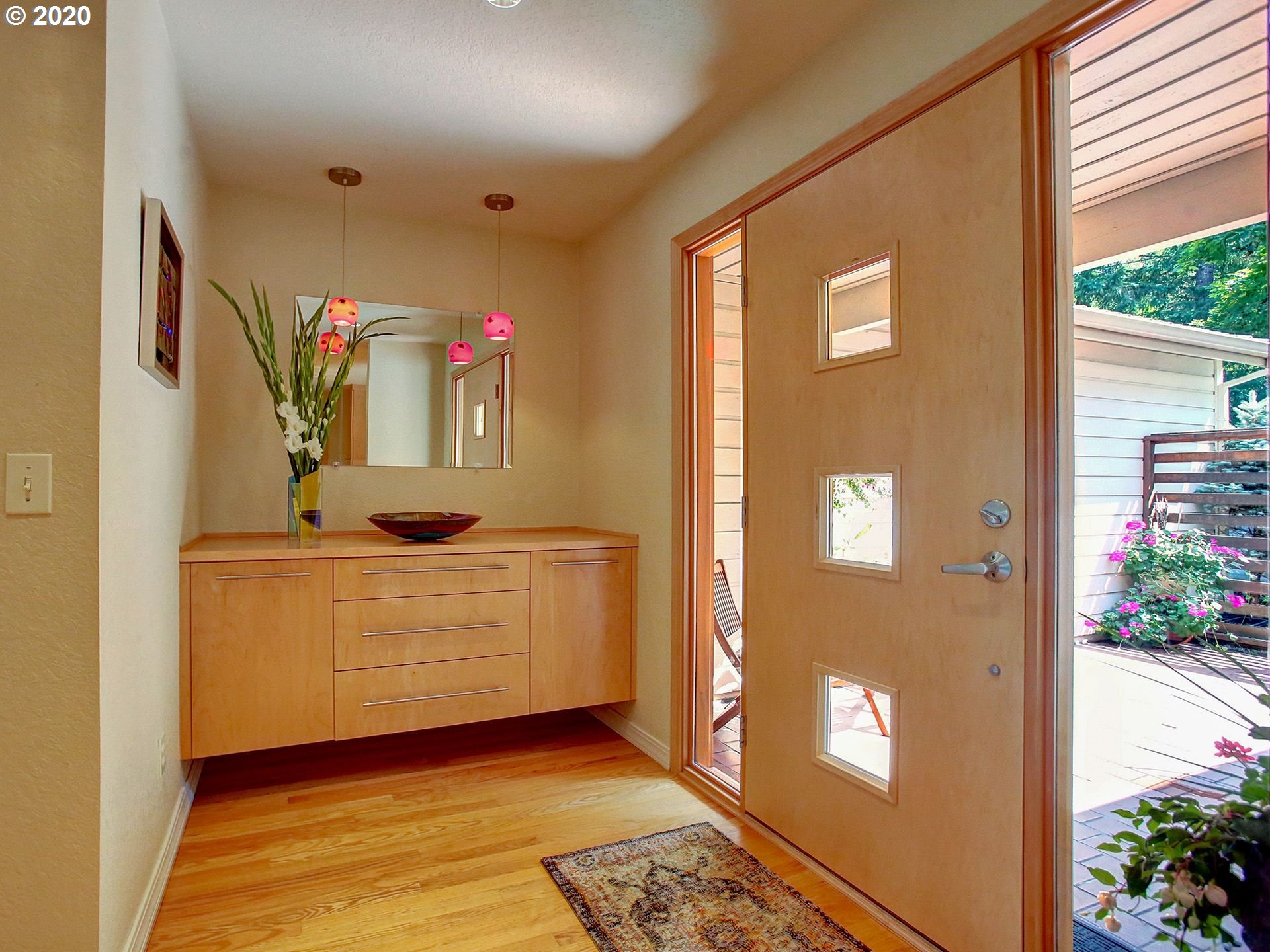 Photo #6: 20562127 Listing 