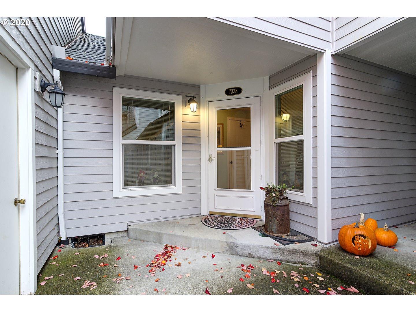 Photo #2: 20565912 Listing 