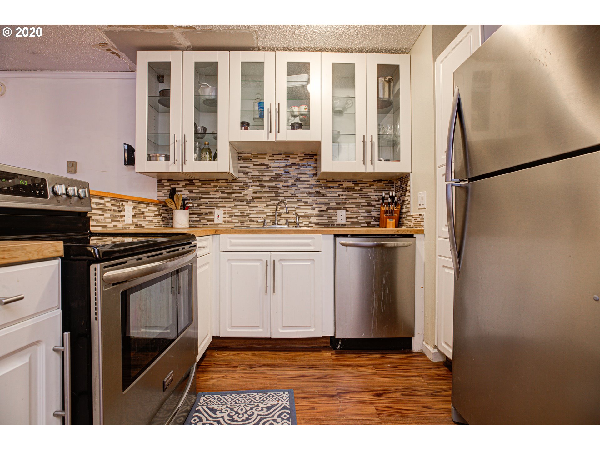 Photo #6: 20574510 Listing 