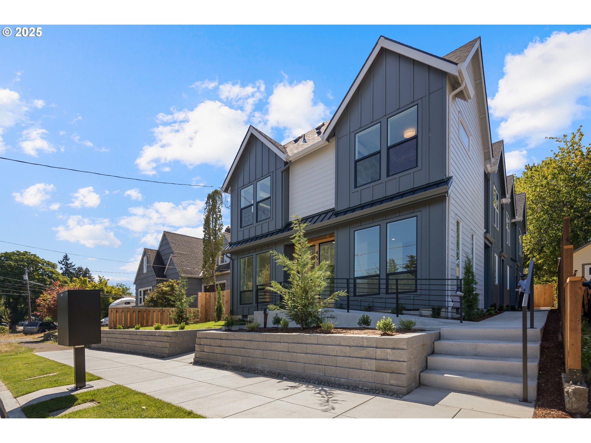 4514 NE WYGANT ST, Portland OR 97218