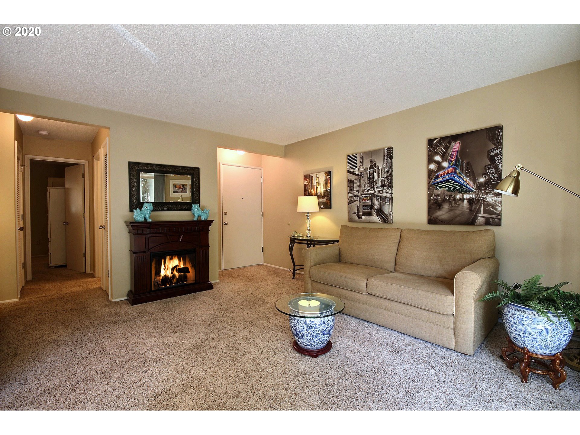 Photo #4: 20586727 Listing 
