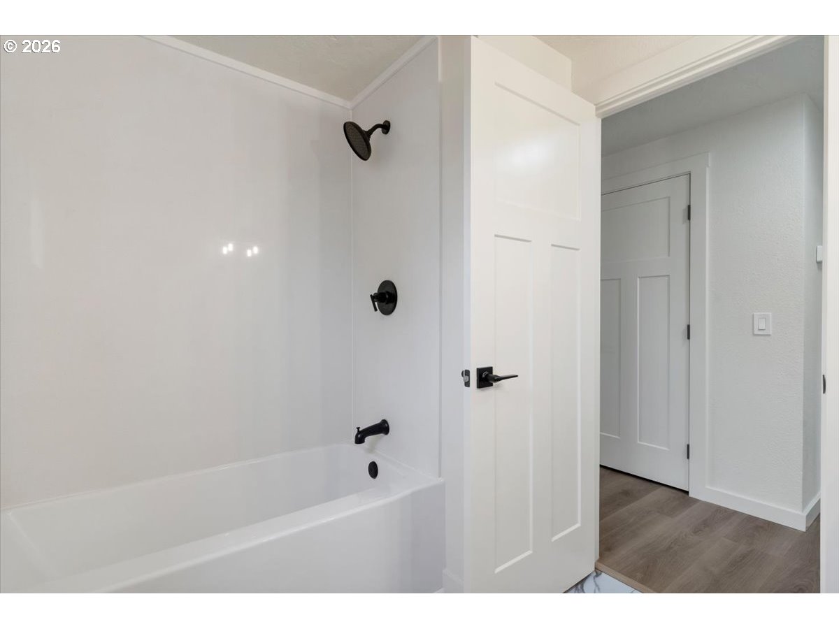 2440 S 2ND ST, Lebanon, OR, 97355