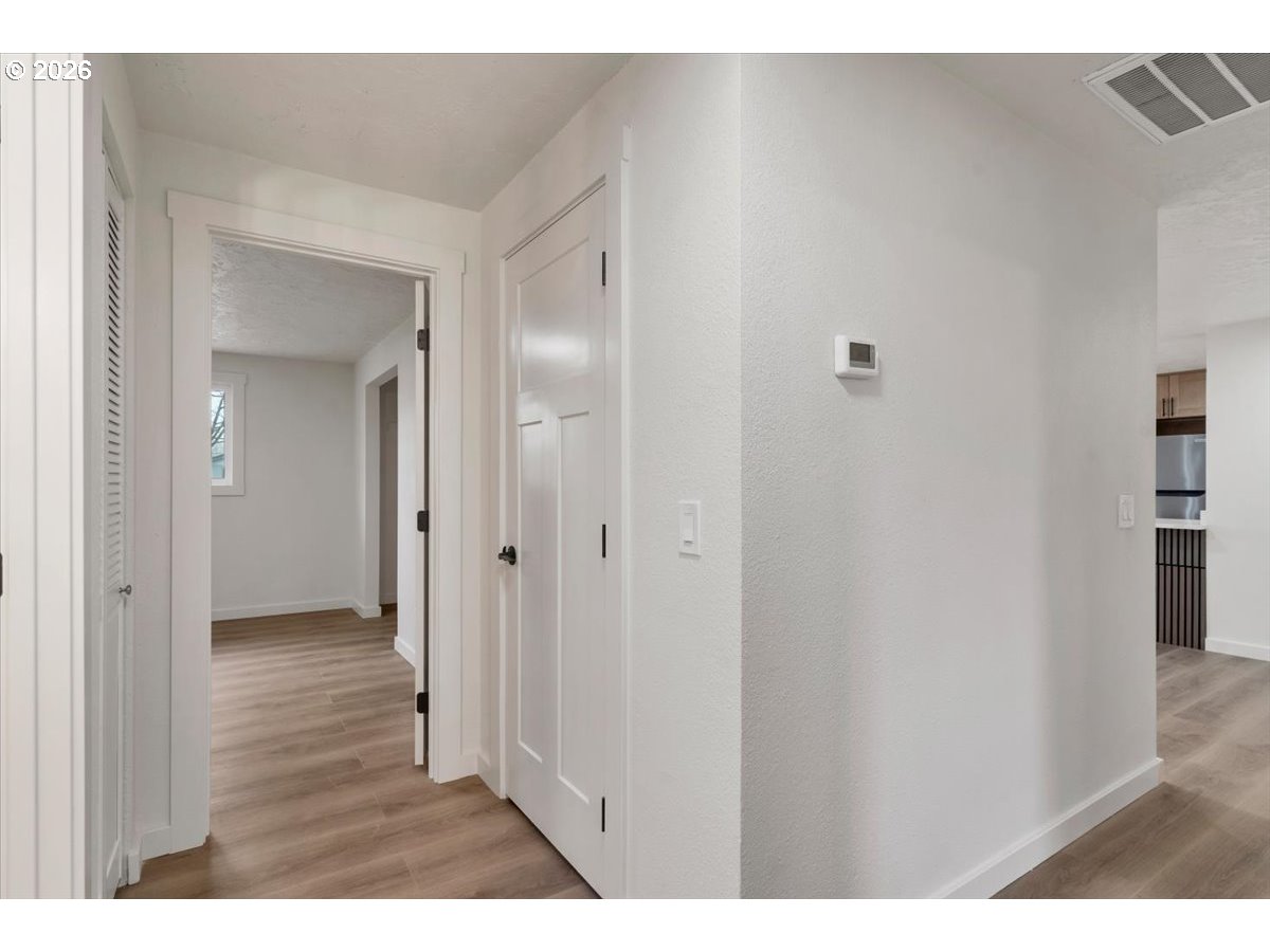 2440 S 2ND ST, Lebanon, OR, 97355