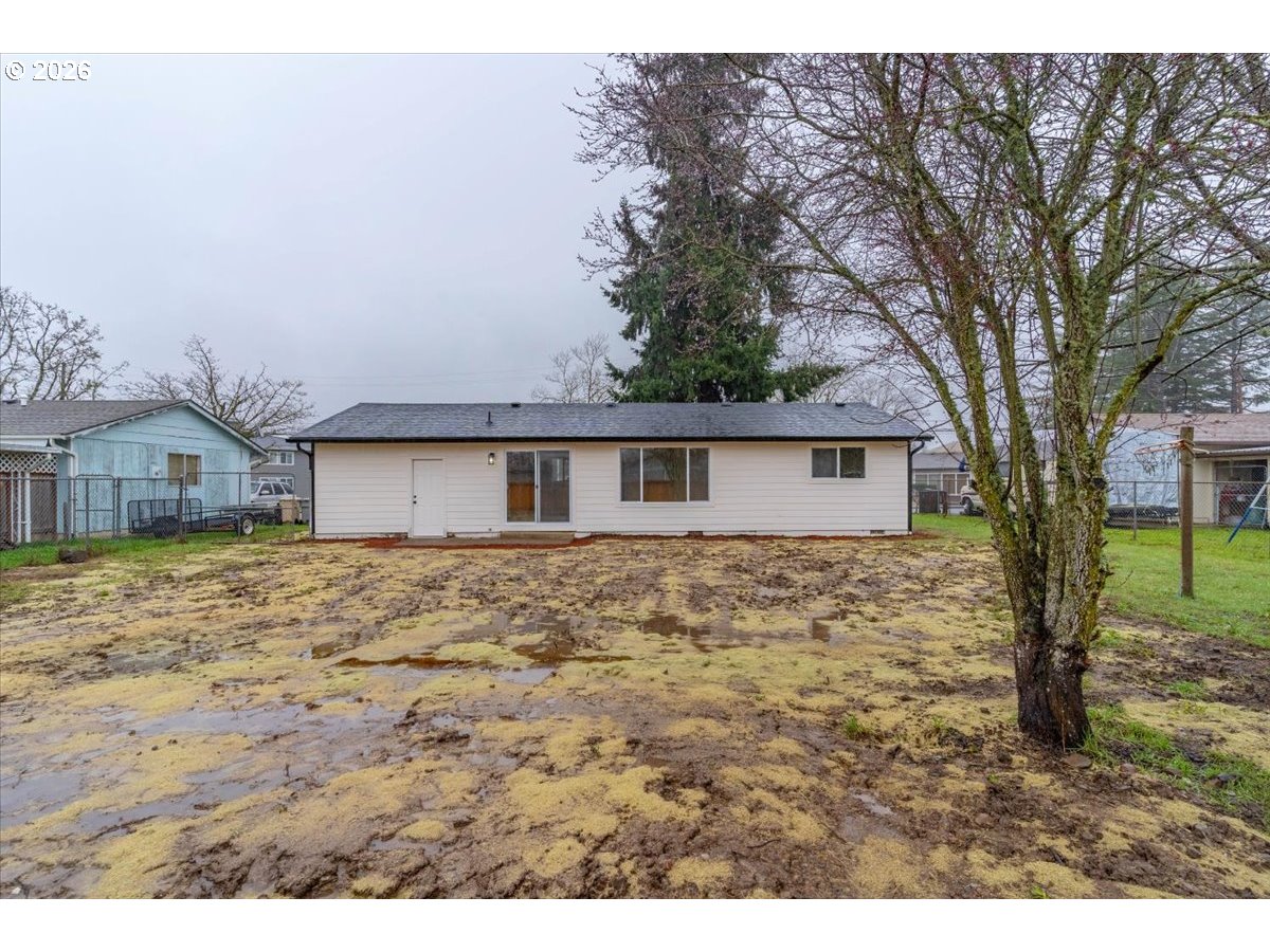 2440 S 2ND ST, Lebanon, OR, 97355