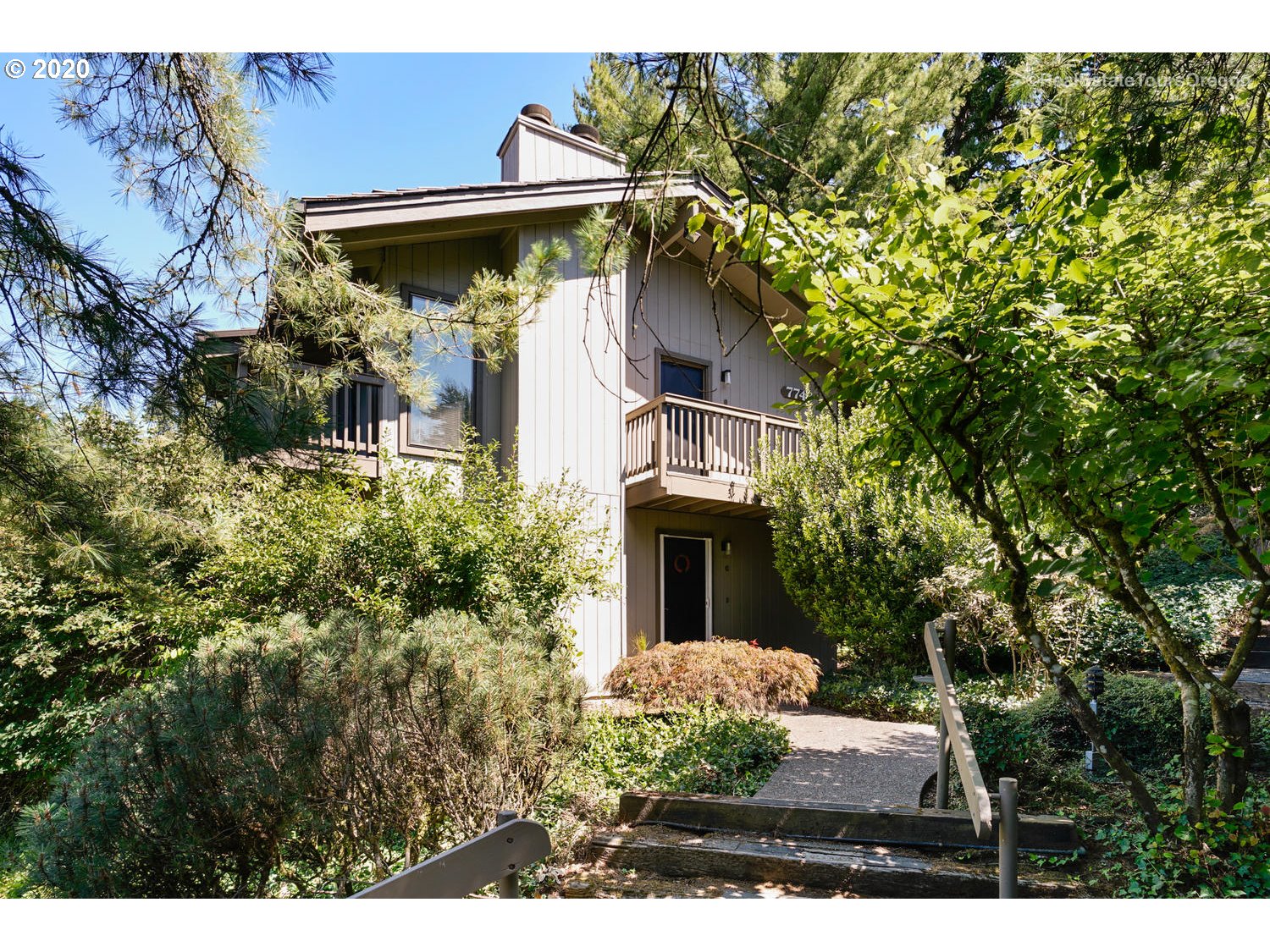 Photo #2: 20592513 Listing 