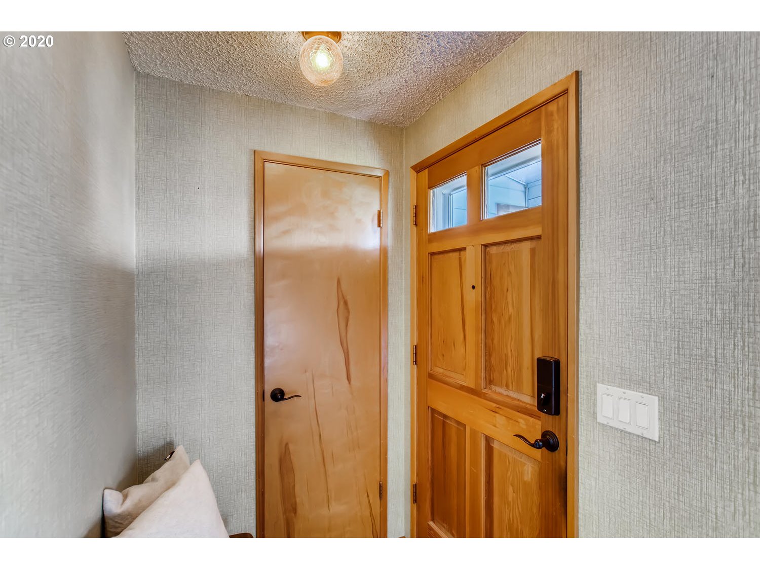 Photo #4: 20594581 Listing 