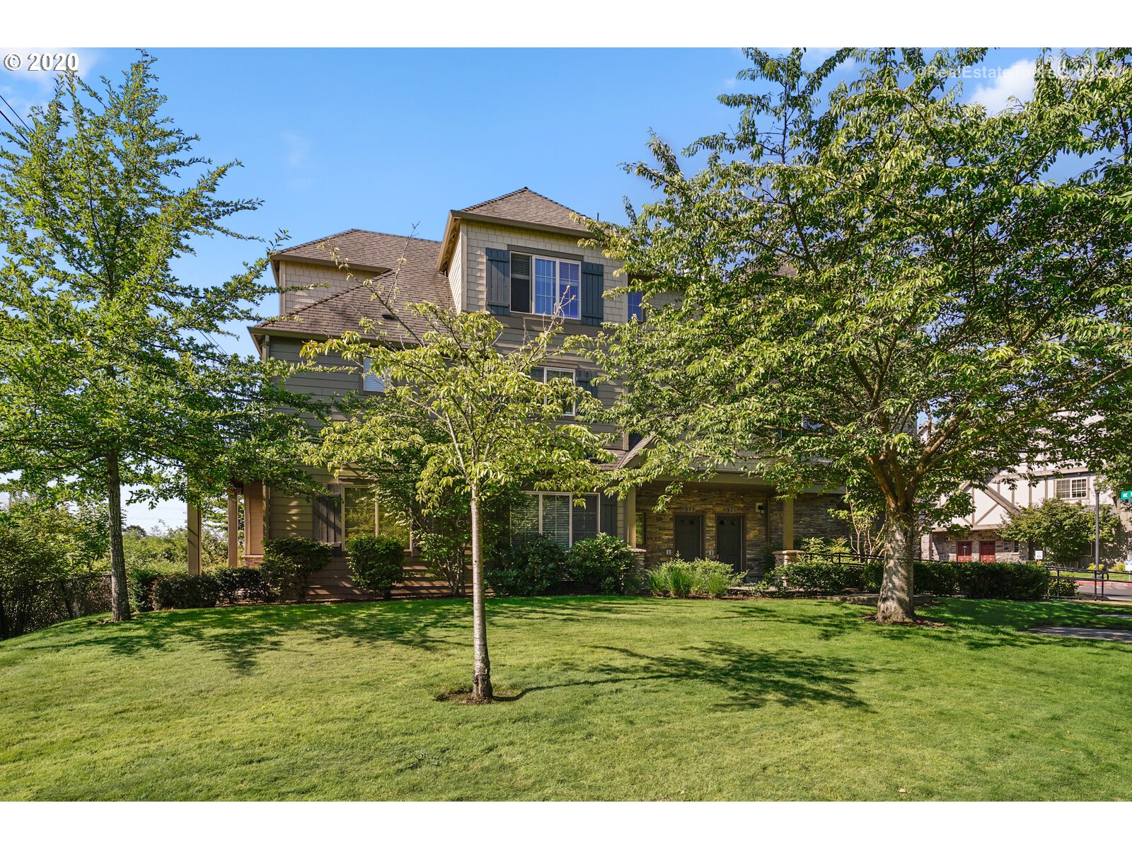 Photo #3: 20596843 Listing 