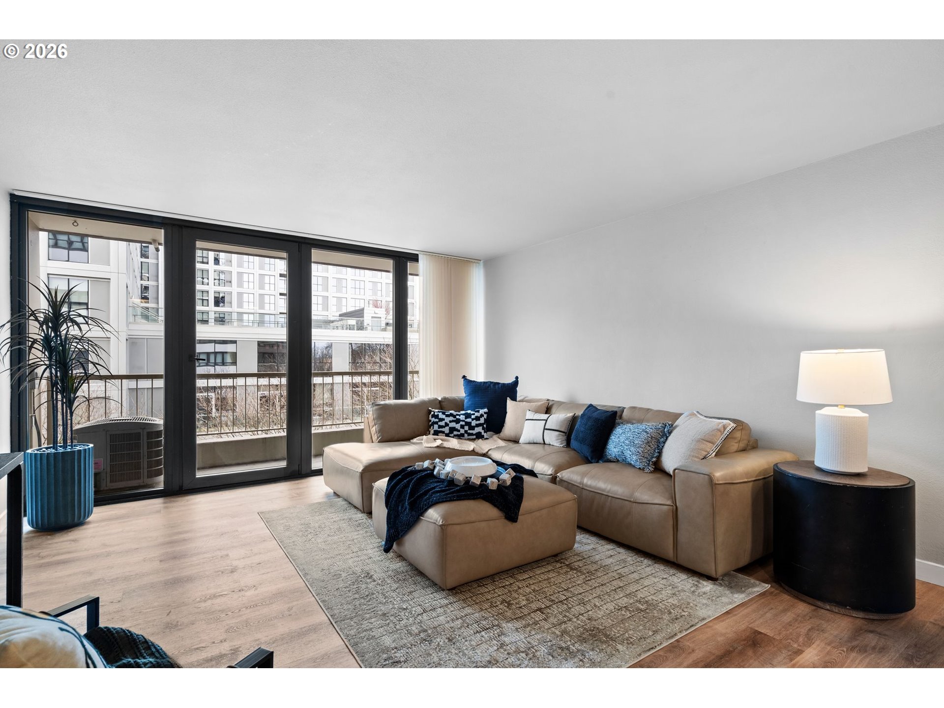 Photo #12: 205980598 Listing: Photo #12